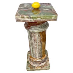 Grande colonne vintage italienne à piédestal en marbre et onyx