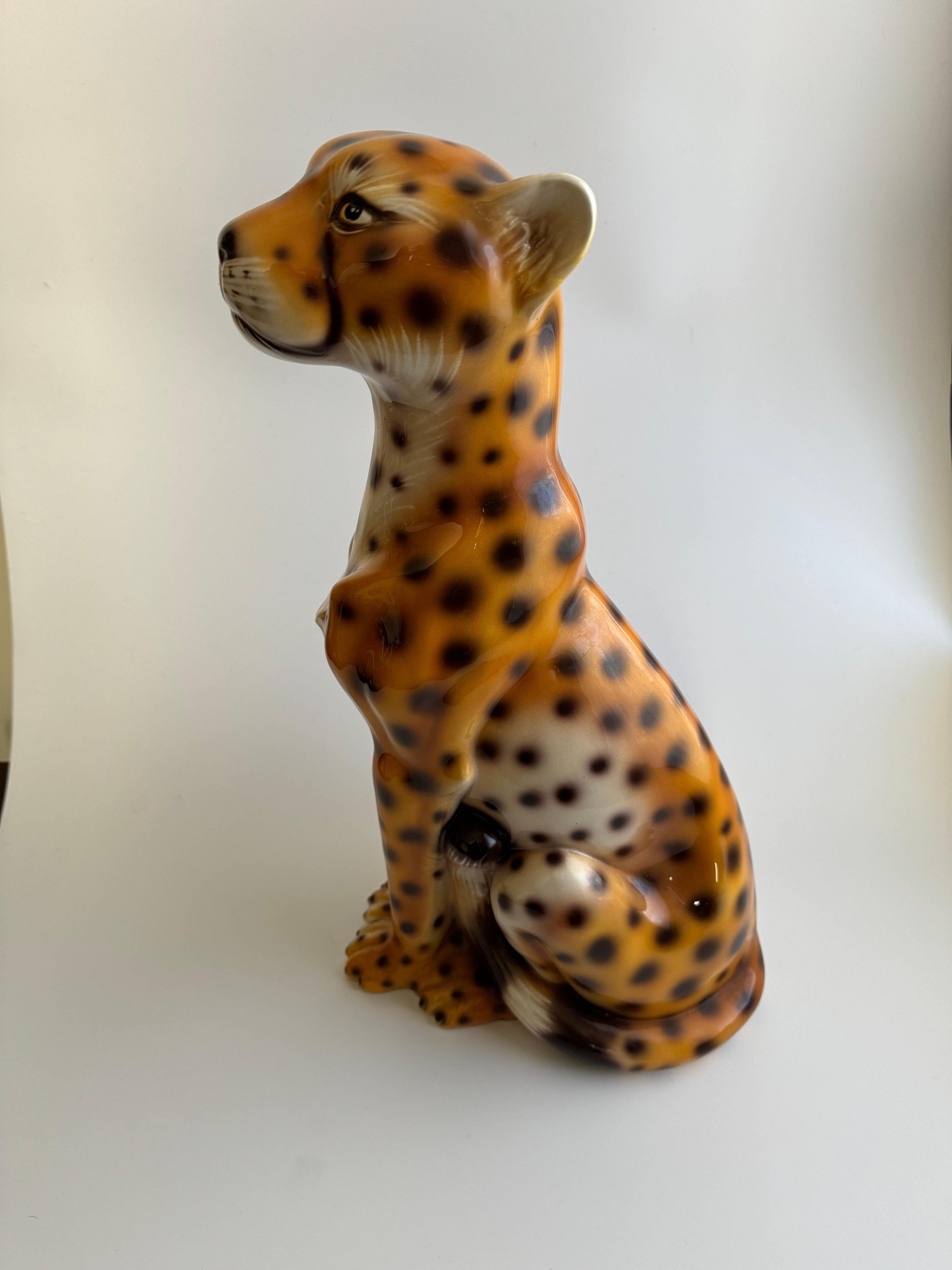 Hand-Crafted Large Vintage Italian porcelain leopard statue For Sale