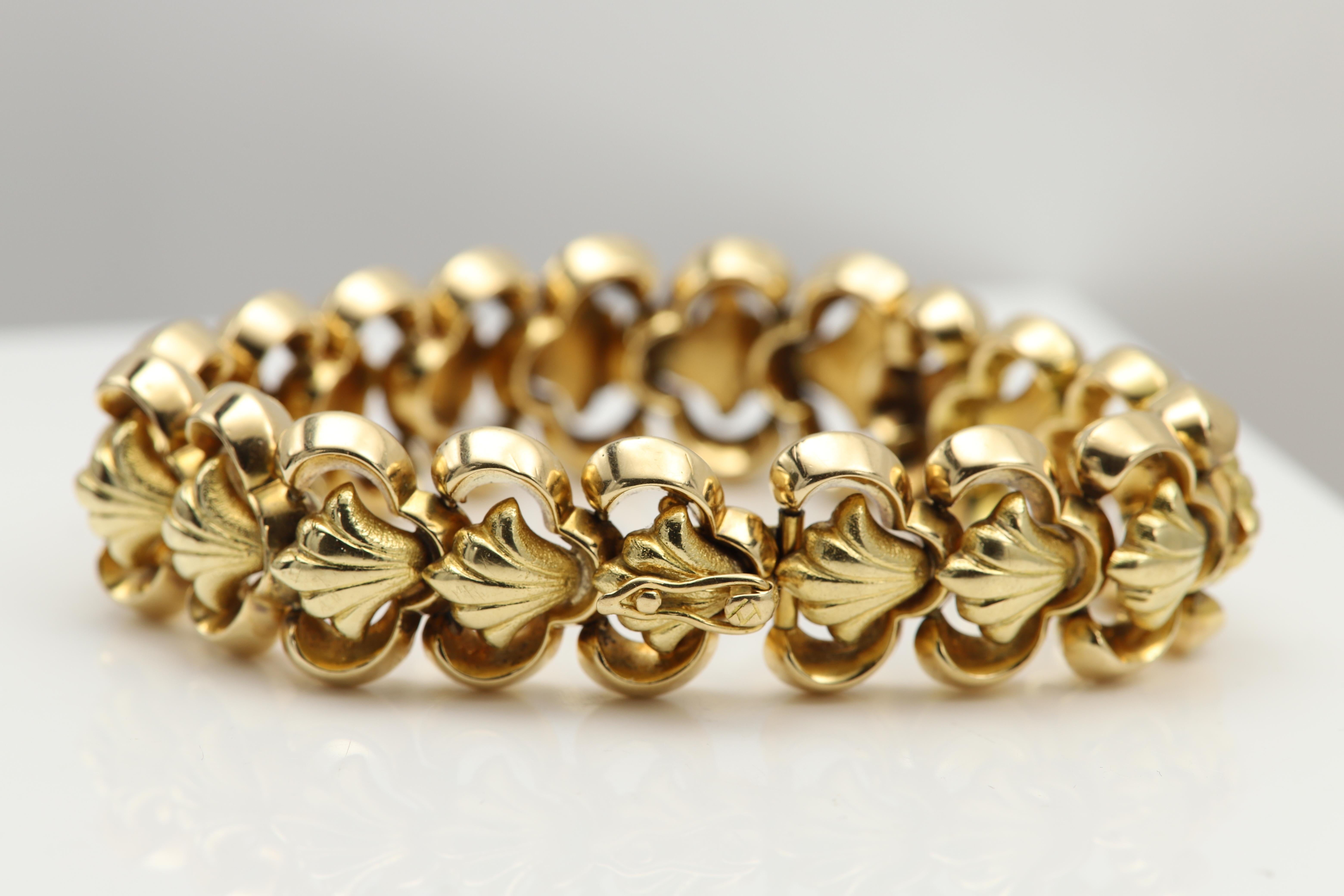 Grande bracciale A Link d'epoca, circa 1920, 18 carati in ottime condizioni In condizioni ottime in vendita a Brooklyn, NY