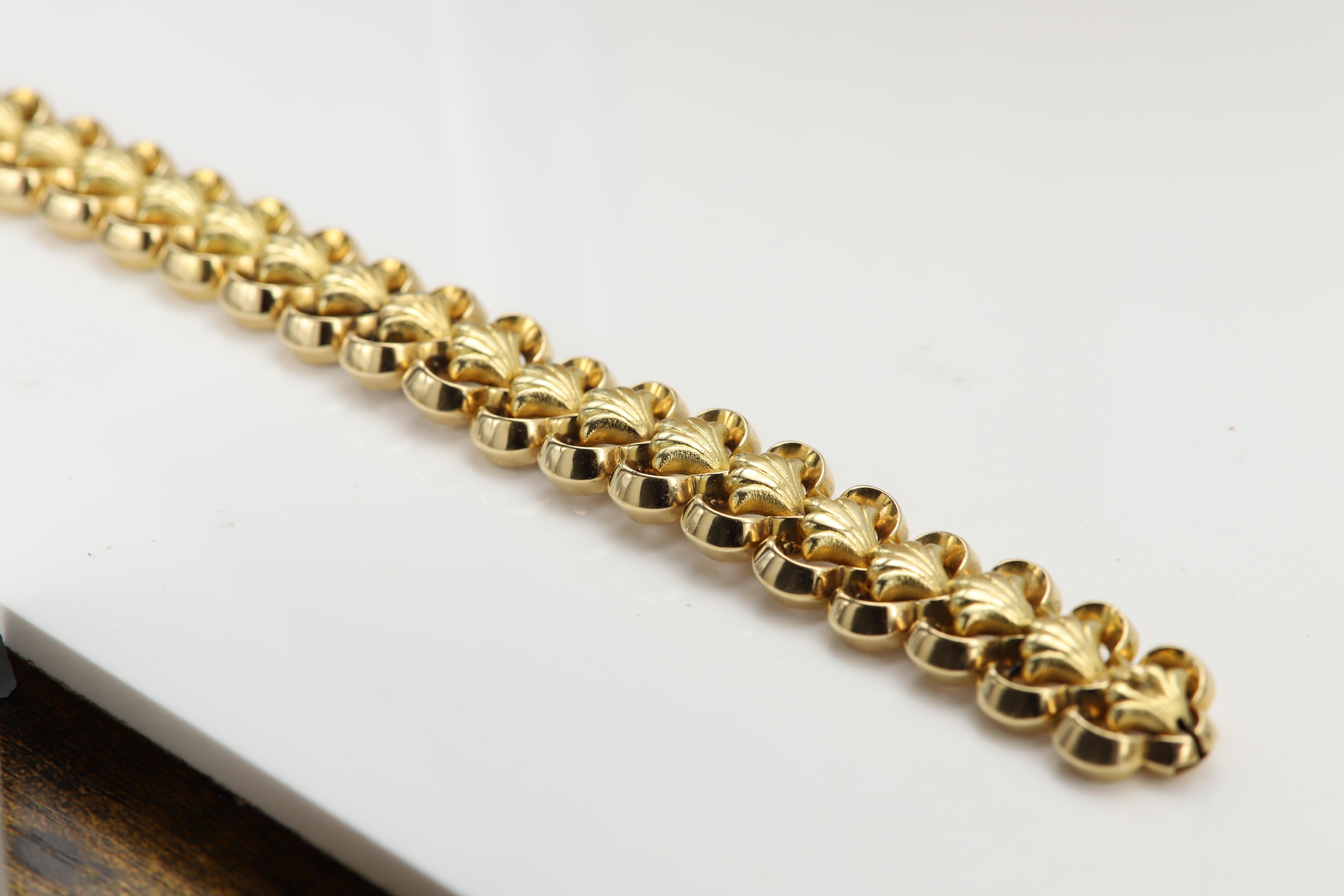 Grande bracciale A Link d'epoca, circa 1920, 18 carati in ottime condizioni in vendita 2