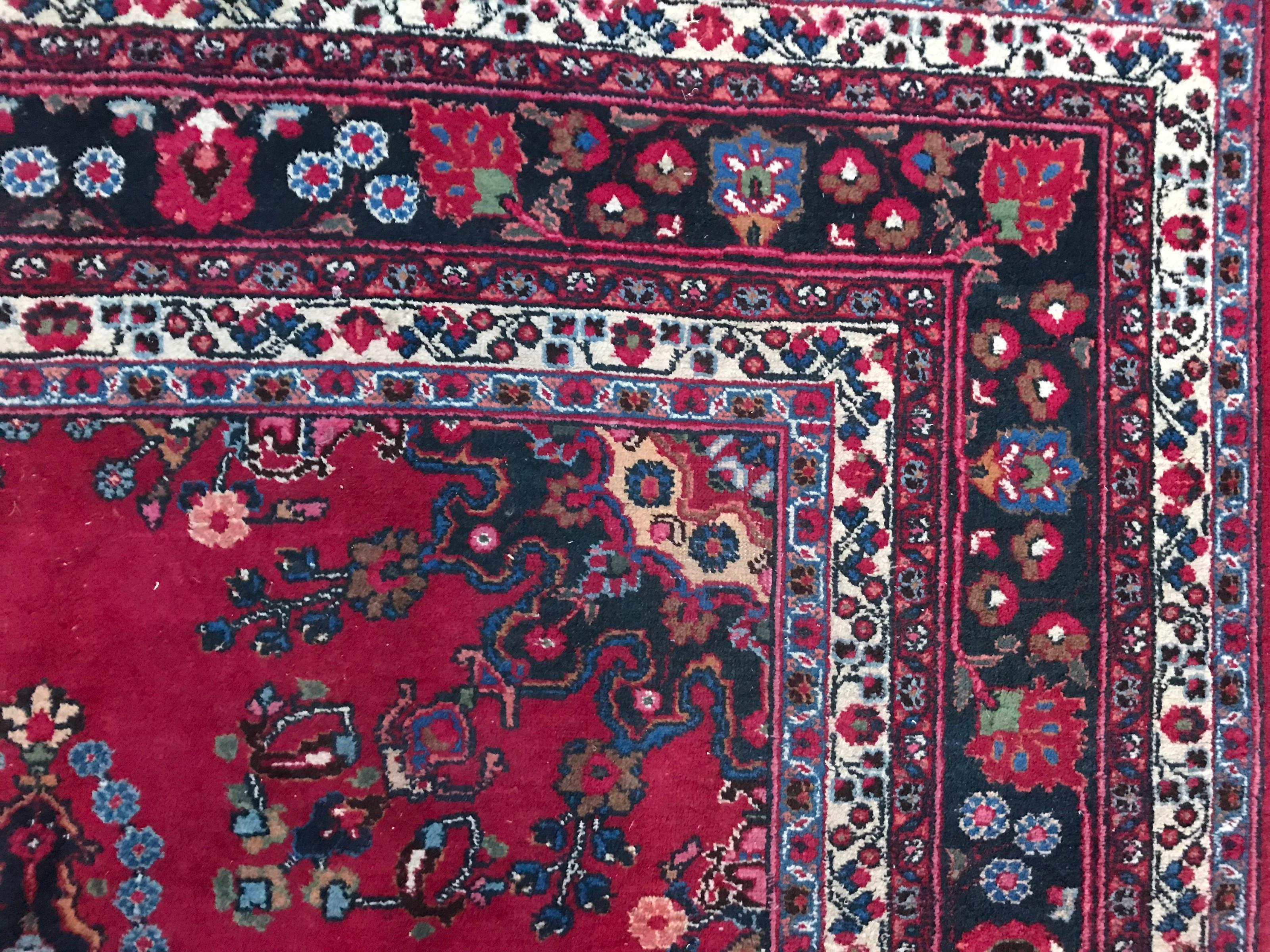 Bobyrug's Großer Vintage Mashhad-Teppich im Zustand „Relativ gut“ im Angebot in Saint Ouen, FR