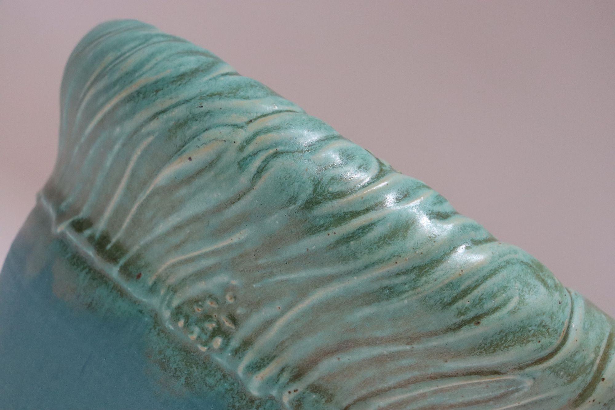 Grand vase vintage en céramique émaillée matte sarcelle et vert par Deanna Nichols en vente 4