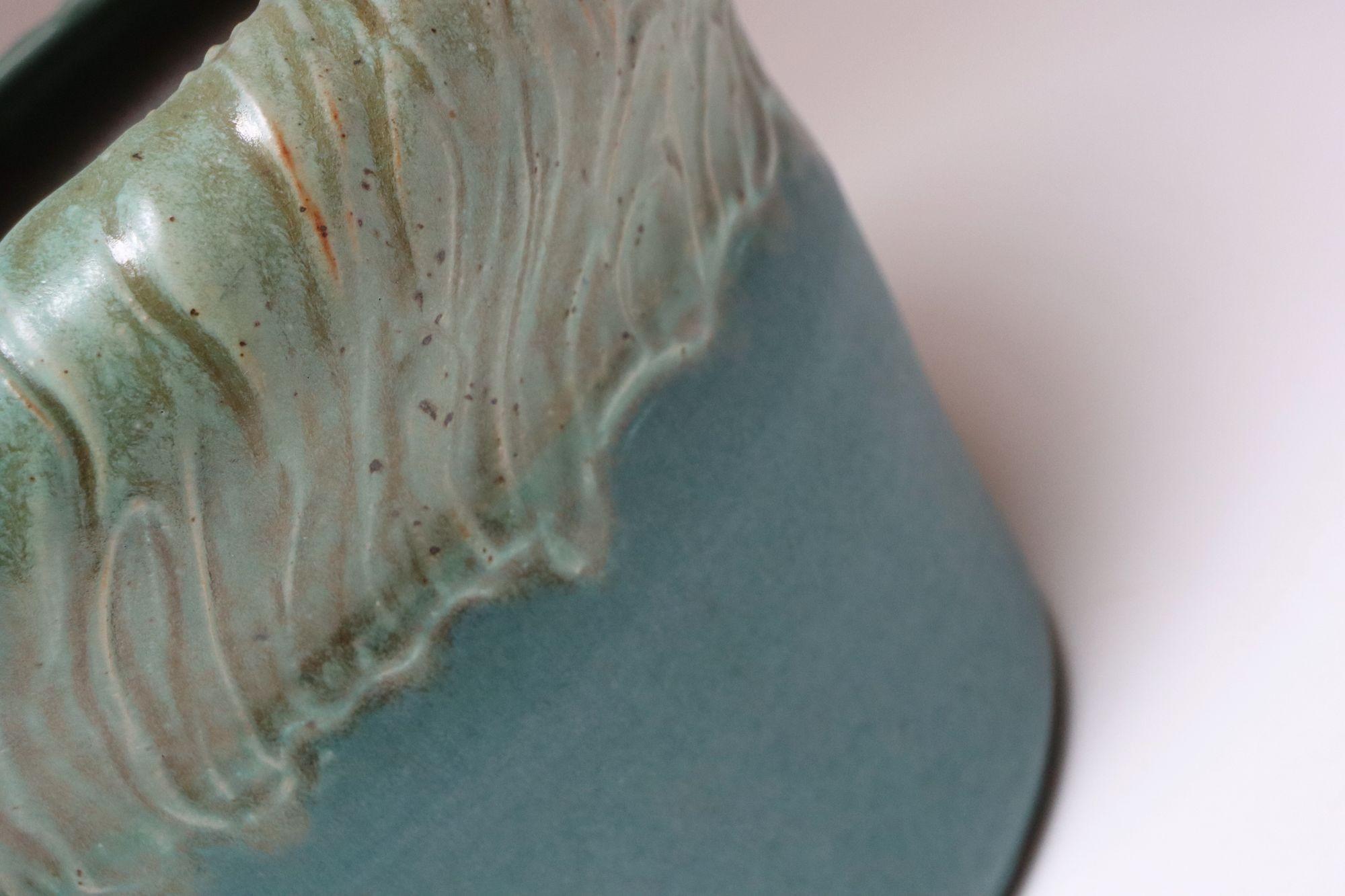 Grand vase vintage en céramique émaillée matte sarcelle et vert par Deanna Nichols en vente 10