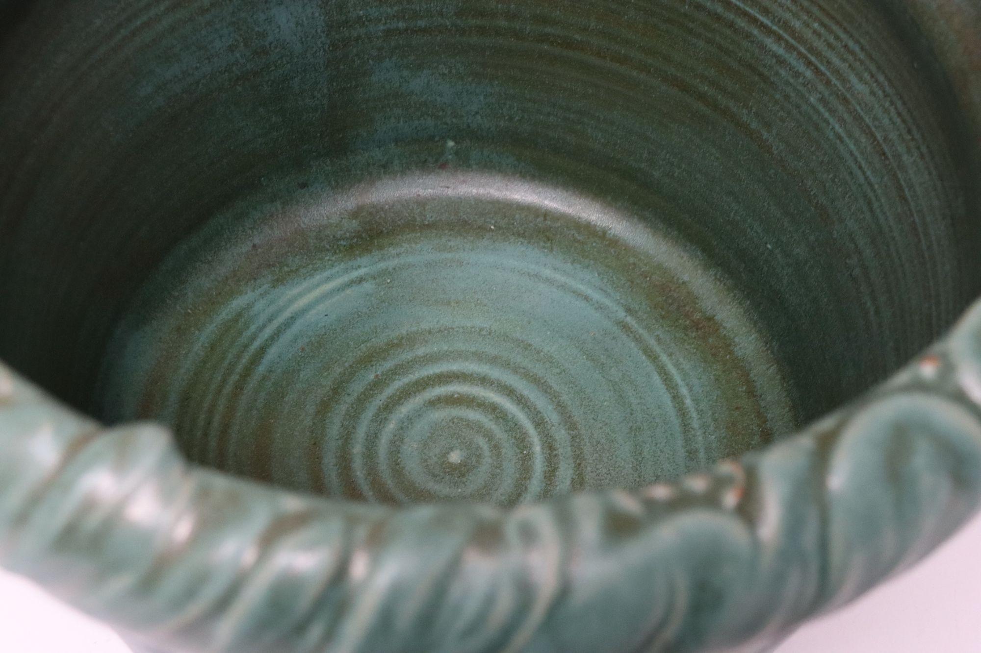 Grand vase vintage en céramique émaillée matte sarcelle et vert par Deanna Nichols en vente 2