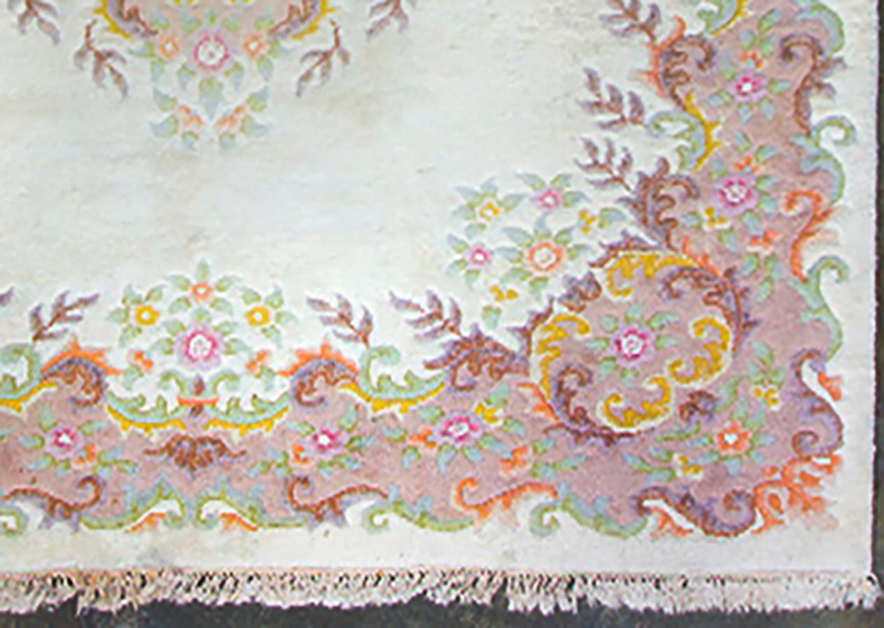 Große Vintage Medaillon Design Rosa Wolle Orientalischen Stil Teppich (Ende des 20. Jahrhunderts) im Angebot
