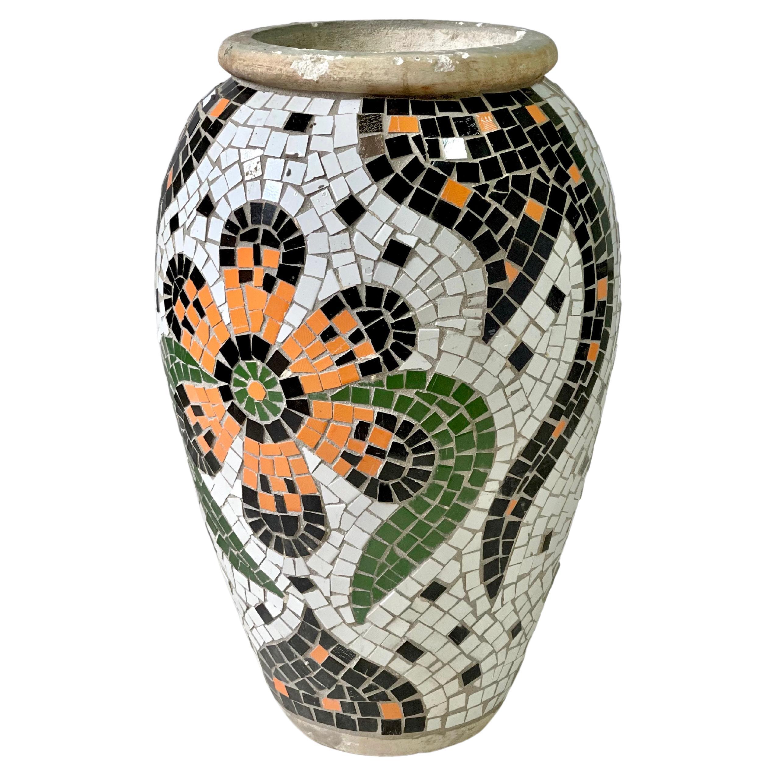 Großer mediterraner Mosaik-Pflanztopf im Vintage-Stil im Angebot
