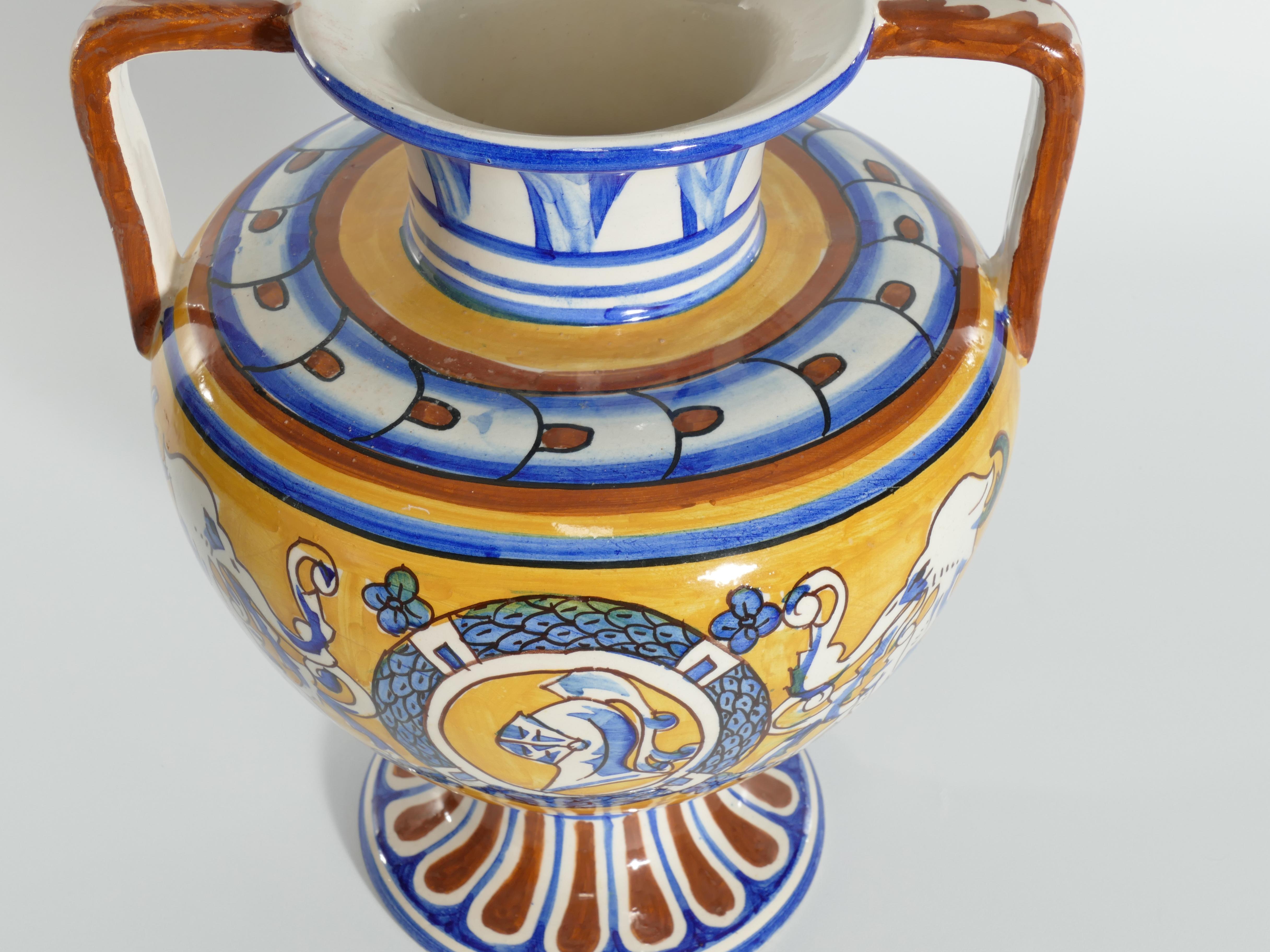 Grands vases méditerranéens en céramique polychrome peints à la main, lot de 2 Bon état - En vente à Grythyttan, SE