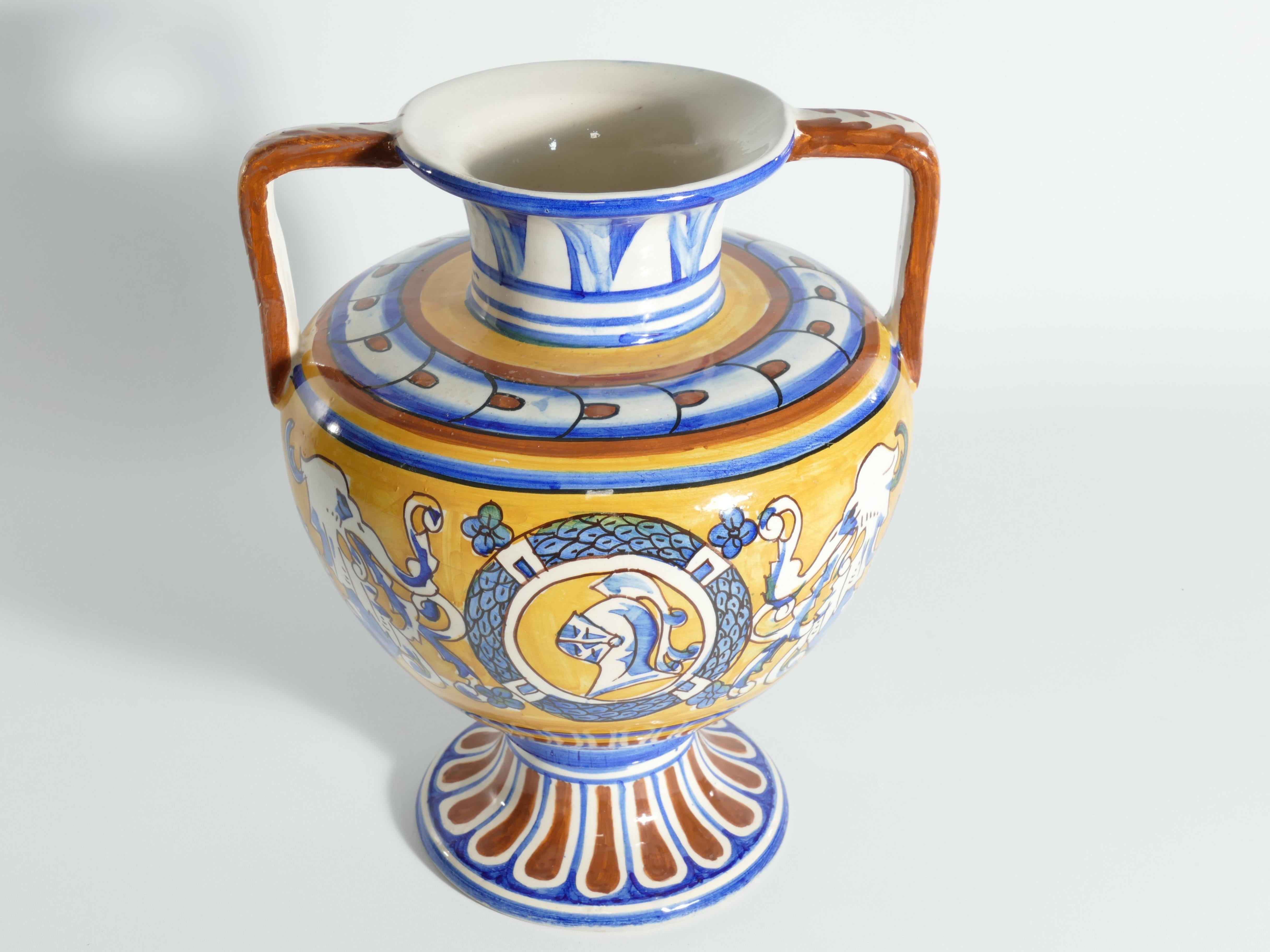 Céramique Grands vases méditerranéens en céramique polychrome peints à la main, lot de 2 en vente