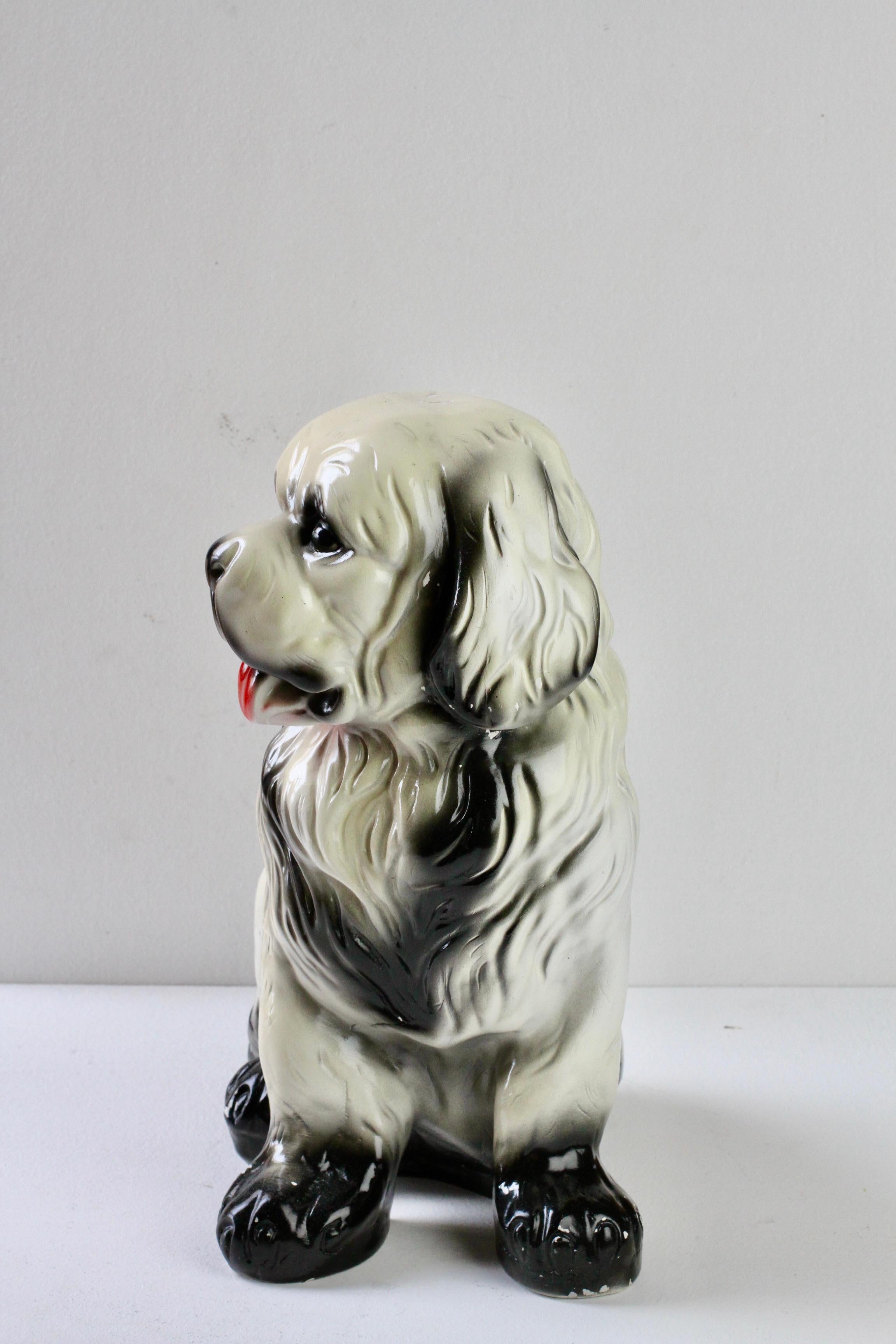 Smaltato Grande scultura di cane San Bernardo in ceramica smaltata della metà del secolo scorso, circa 1960 in vendita
