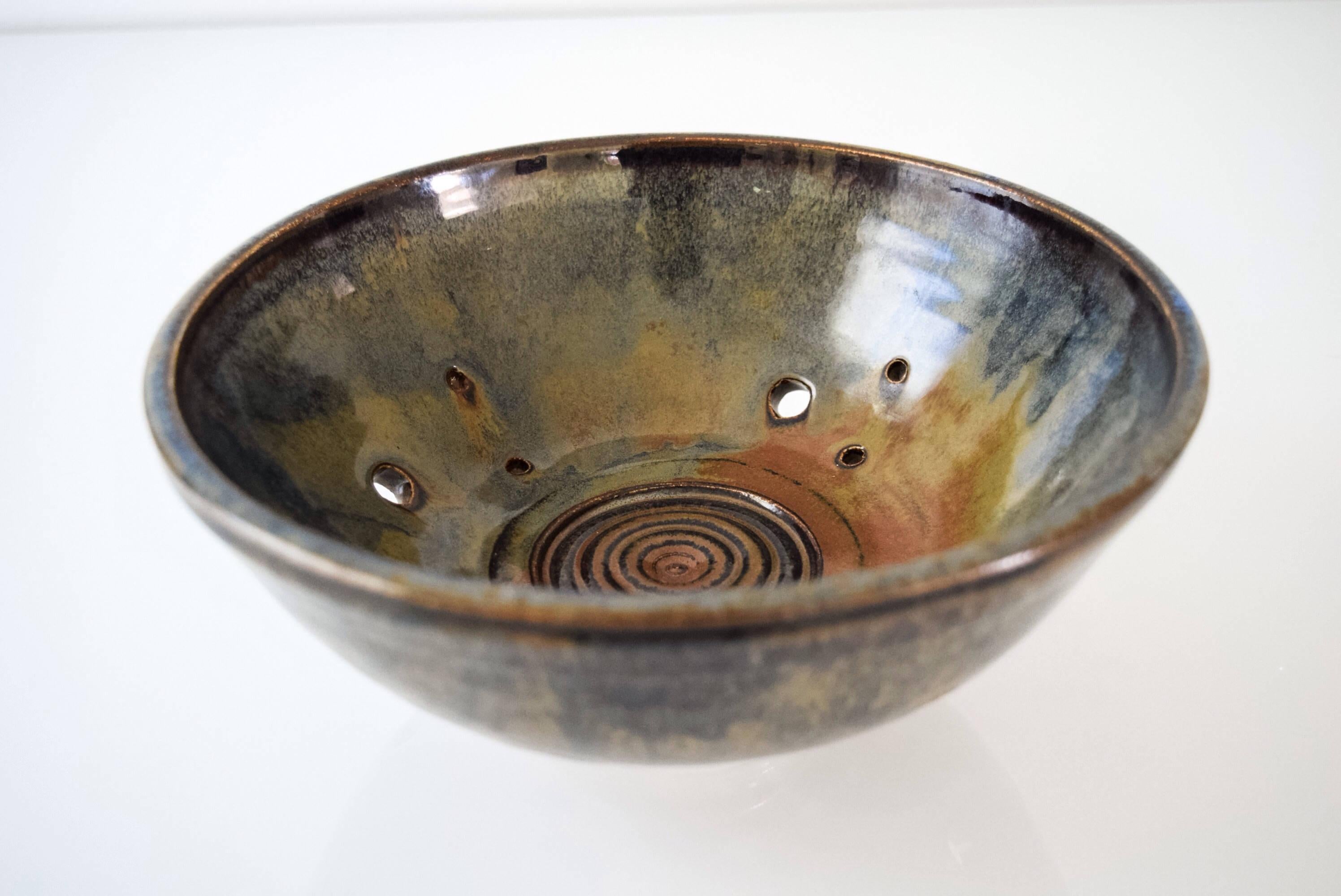 American Large Vintage Midcentury Handmade Ceramic Decorative Bowl For Sale