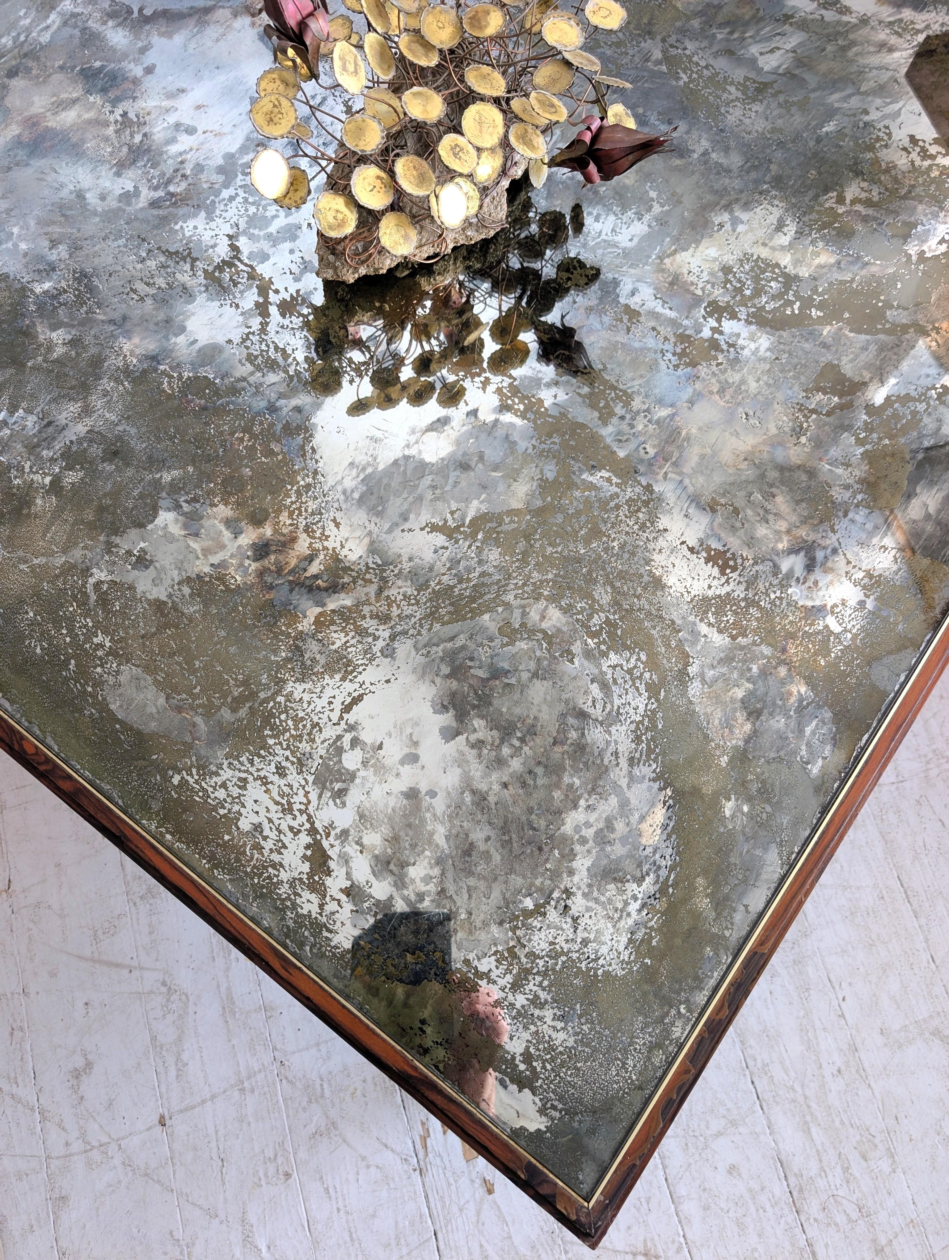 Grande table basse vintage en Macassar du milieu du siècle, plateau en verre églomisé, Italie, années 1970 en vente 6