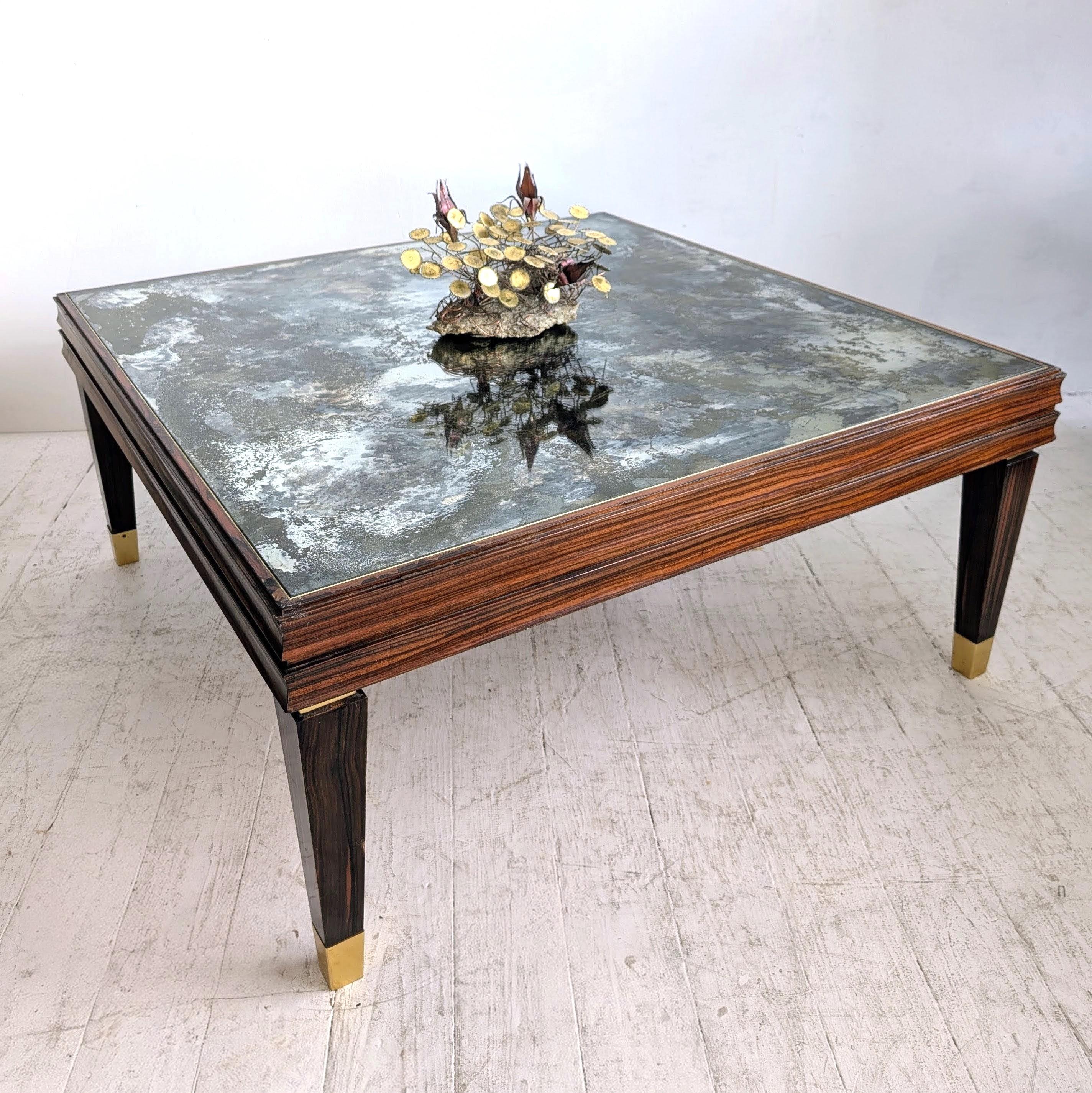 Grande table basse vintage en Macassar du milieu du siècle, plateau en verre églomisé, Italie, années 1970 Bon état - En vente à Hastings, GB
