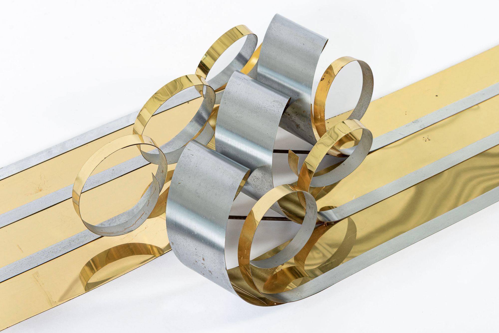 Große Vintage Mid Century Metal Ribbon Wall Art Skulptur von Curtis Jere 1980s (Ende des 20. Jahrhunderts) im Angebot