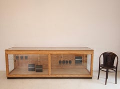 Large Vintage Mid-Century Shop Display Counter