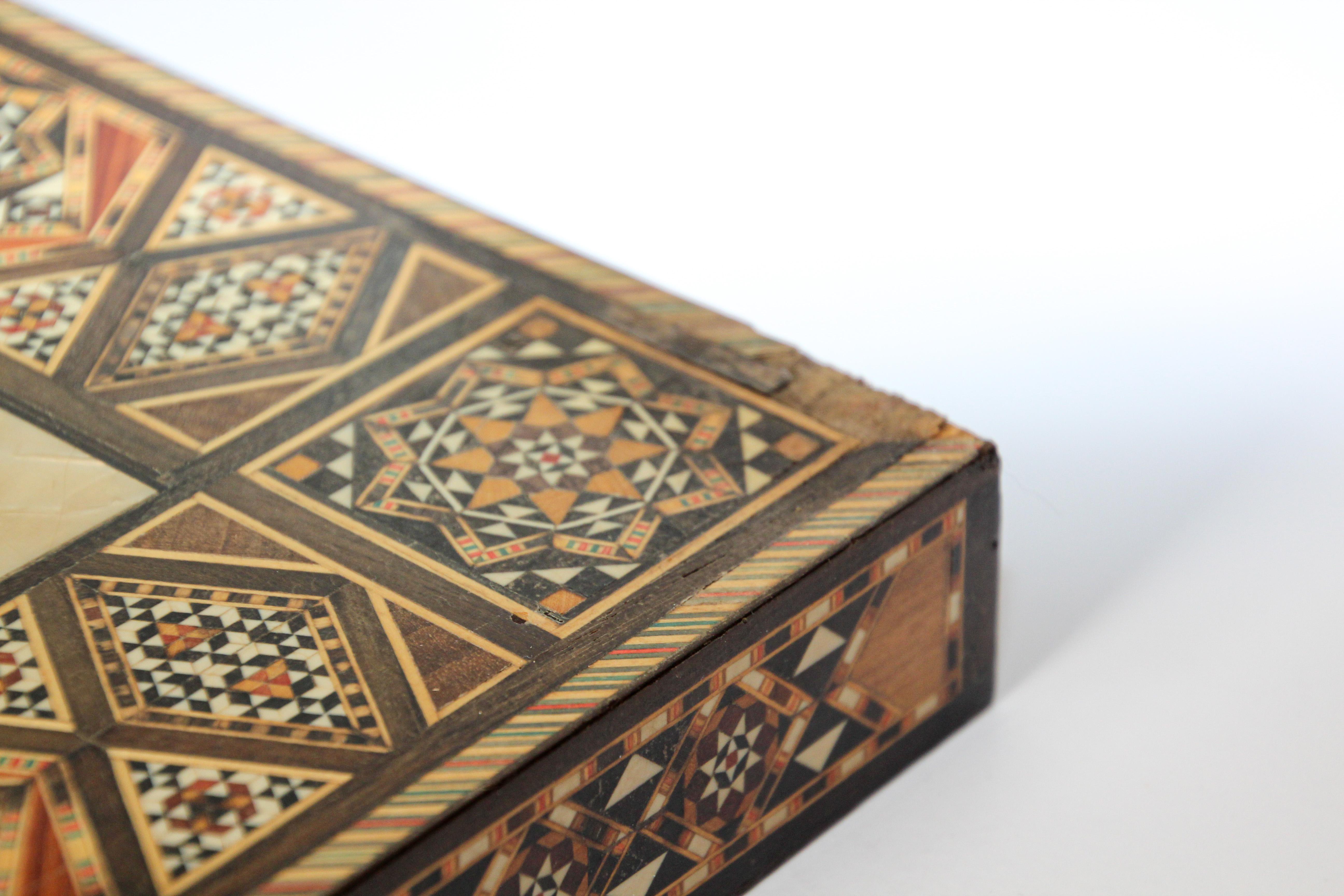 Large Vintage Midcentury Complete Syrian Inlaid Mosaic Backgammon and Chess Game 2