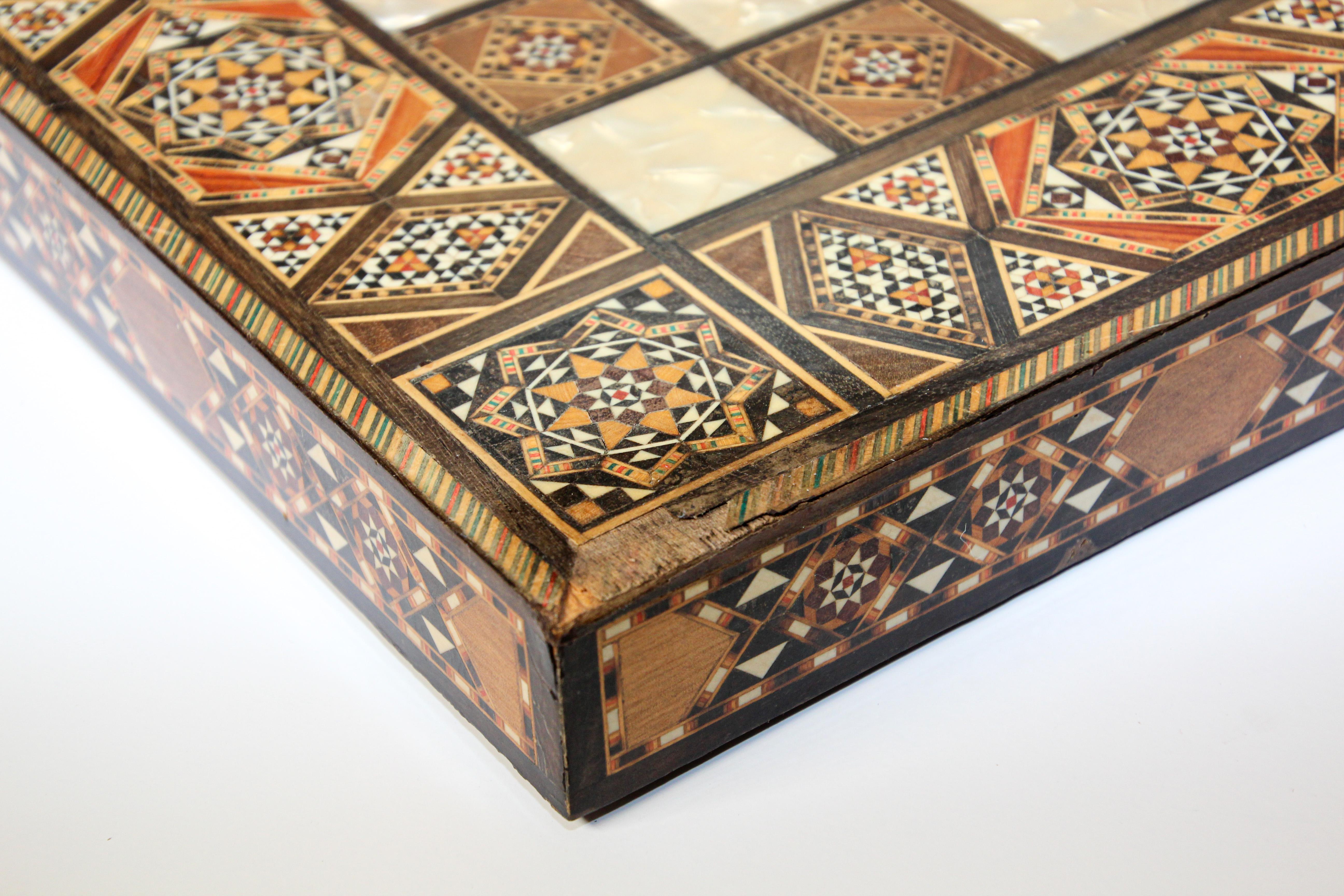 Large Vintage Midcentury Complete Syrian Inlaid Mosaic Backgammon and Chess Game 4