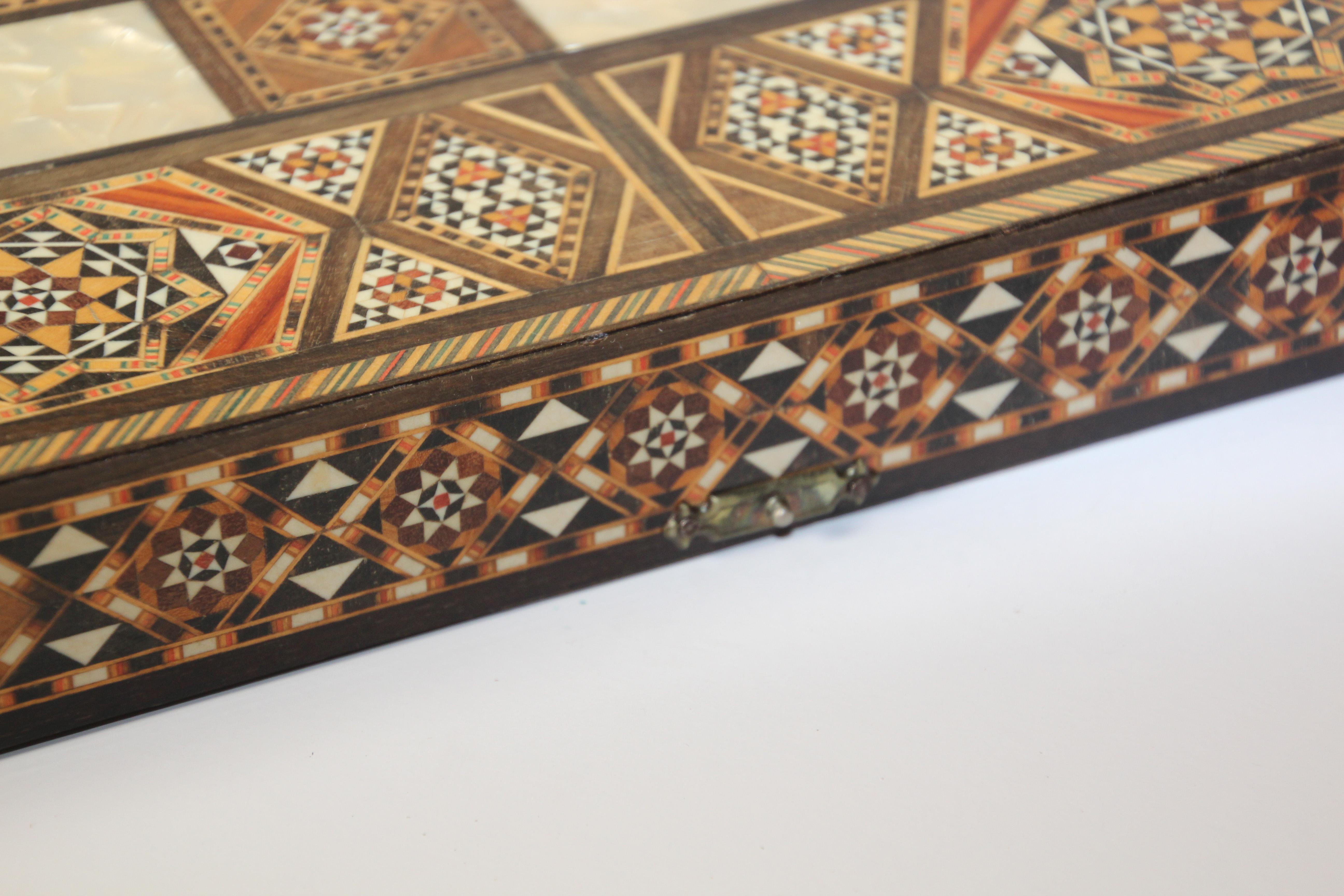 Large Vintage Midcentury Complete Syrian Inlaid Mosaic Backgammon and Chess Game 7