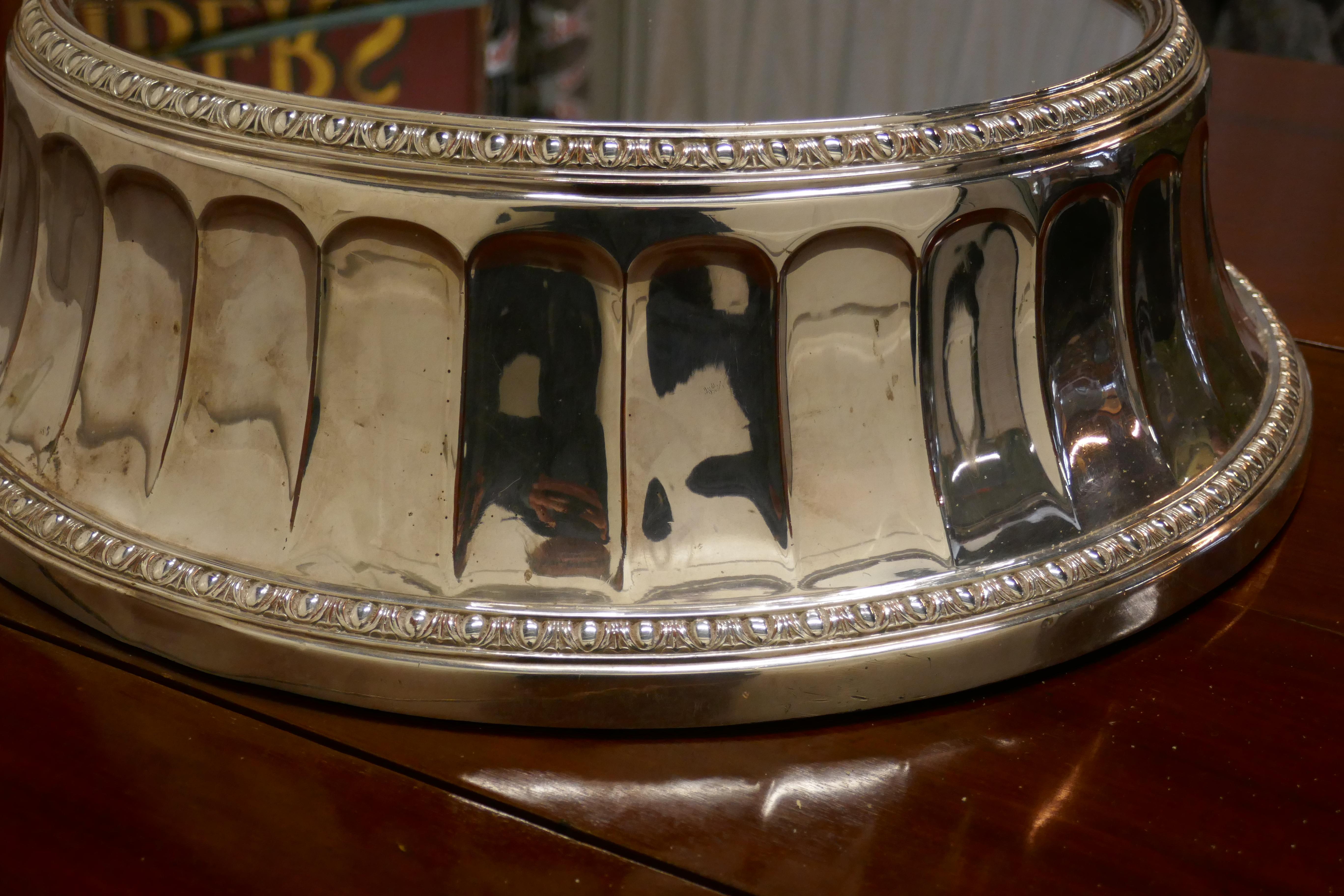 Large Vintage Mirror Top Elkington Silver Plate Wedding Cake Stand 2