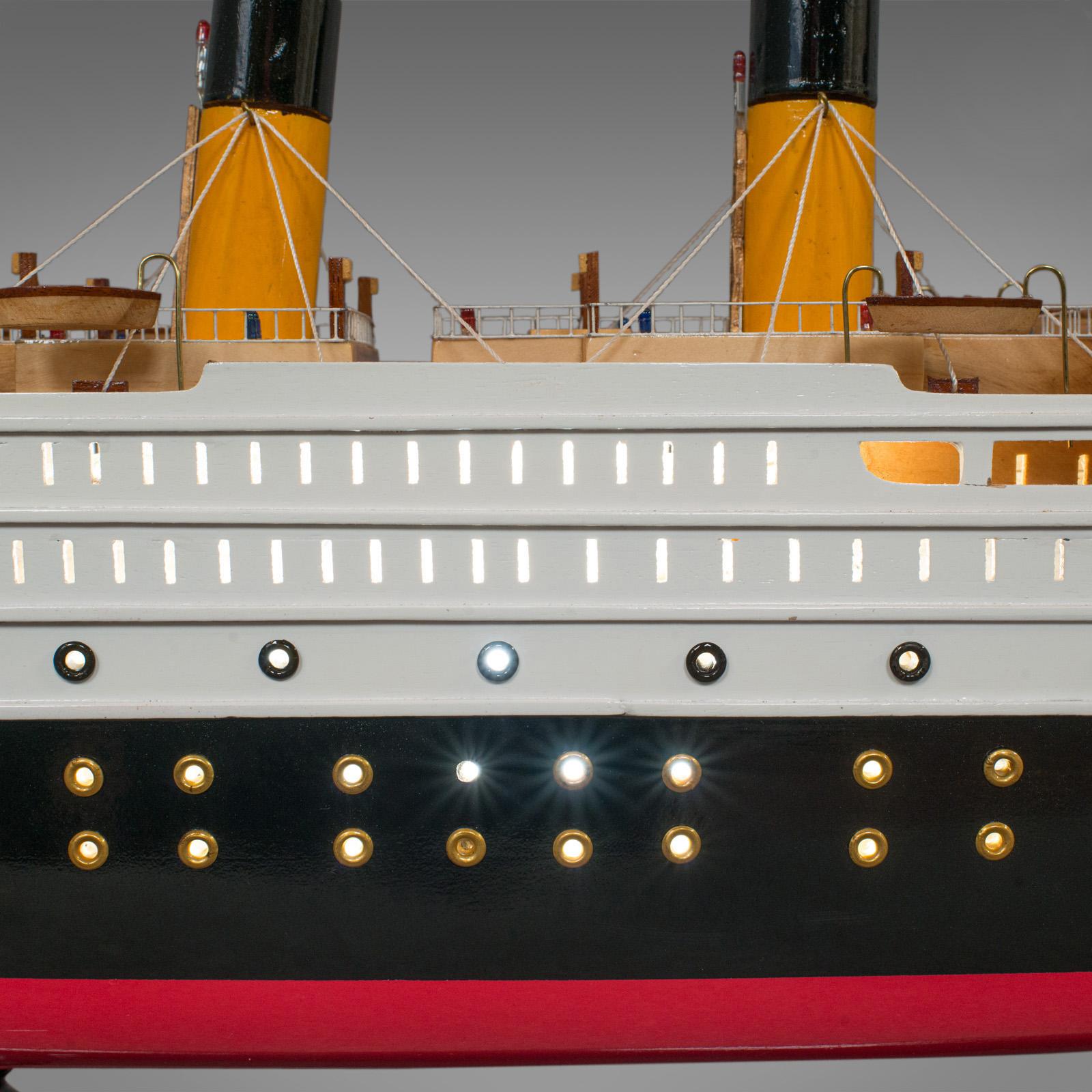 Large Vintage Model Titanic, English, Collectible, Model, Ship, Display, Lights 2
