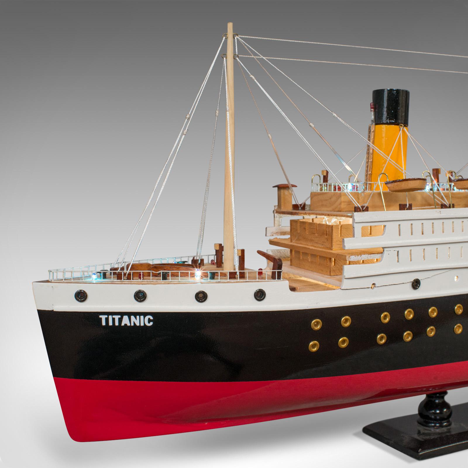 Textile Large Vintage Model Titanic, English, Collectible, Model, Ship, Display, Lights