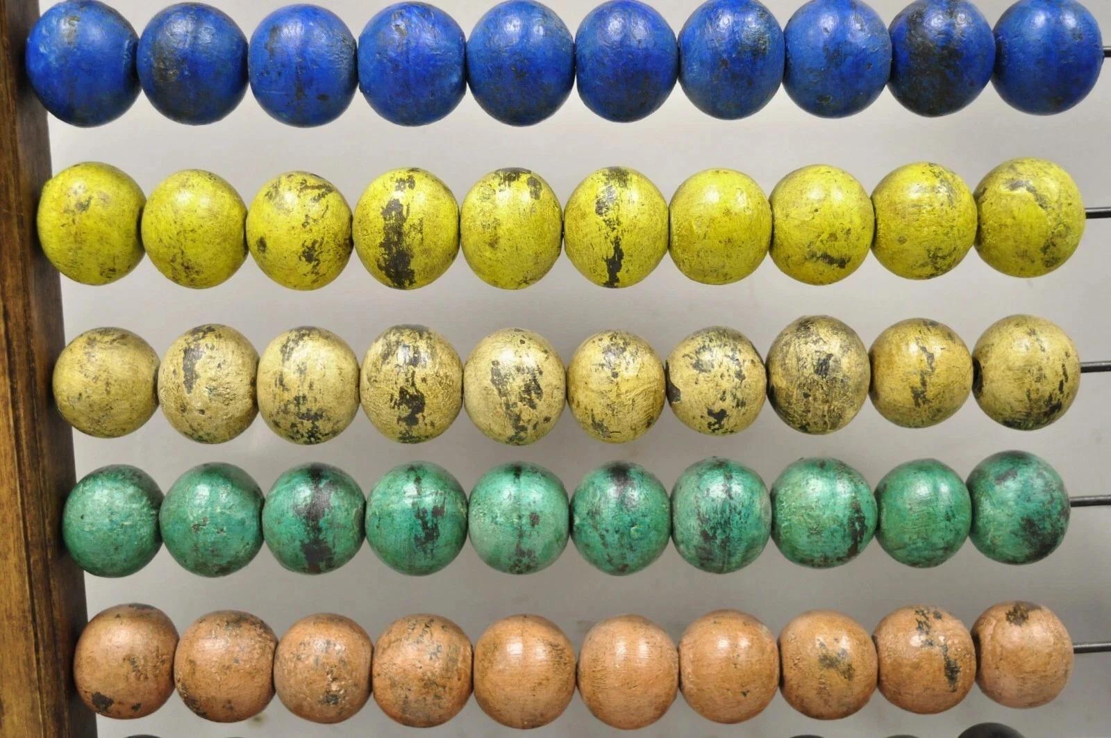 Bois Grand boulier mathématique mongol vintage en bois avec boules en bois peintes en vente