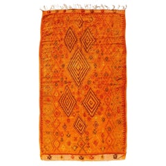 Tapis de galerie marocain vintage avec motif tribal de Keivan Woven Arts 