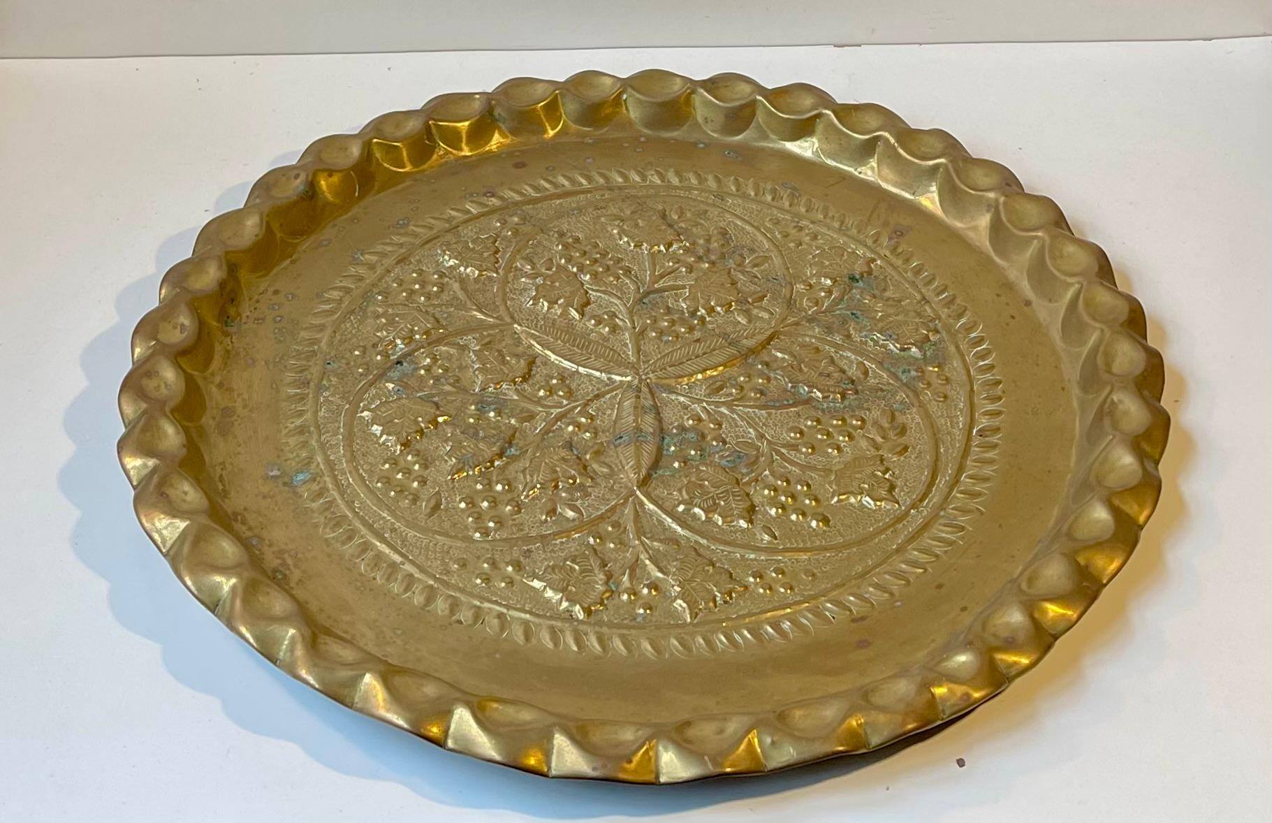 Moorish Large Vintage Moroccan Round Tray in Embossed Brass For Sale