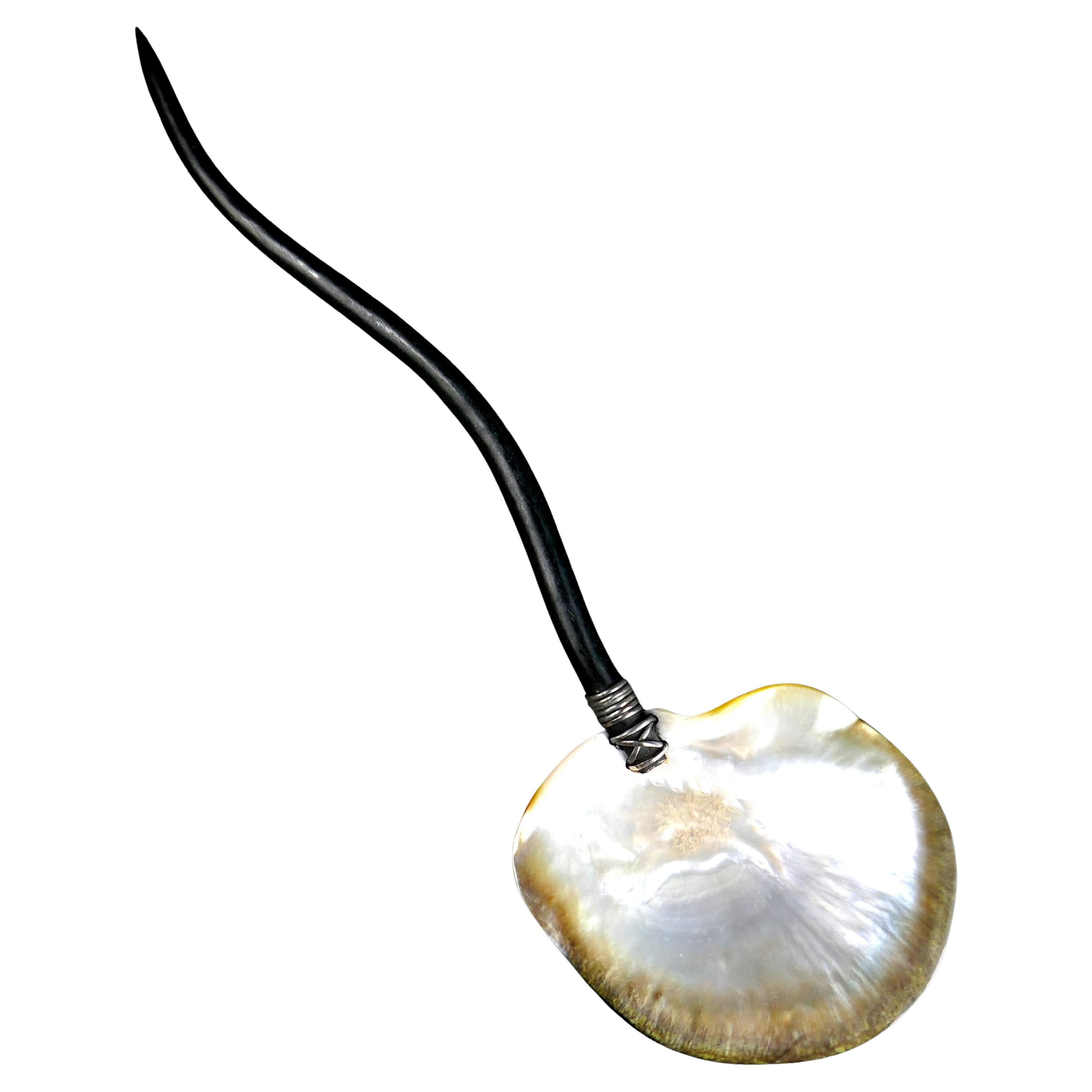Cucchiaio da portata grande d'epoca in madreperla - ebano - argento sterling da 15 pollici