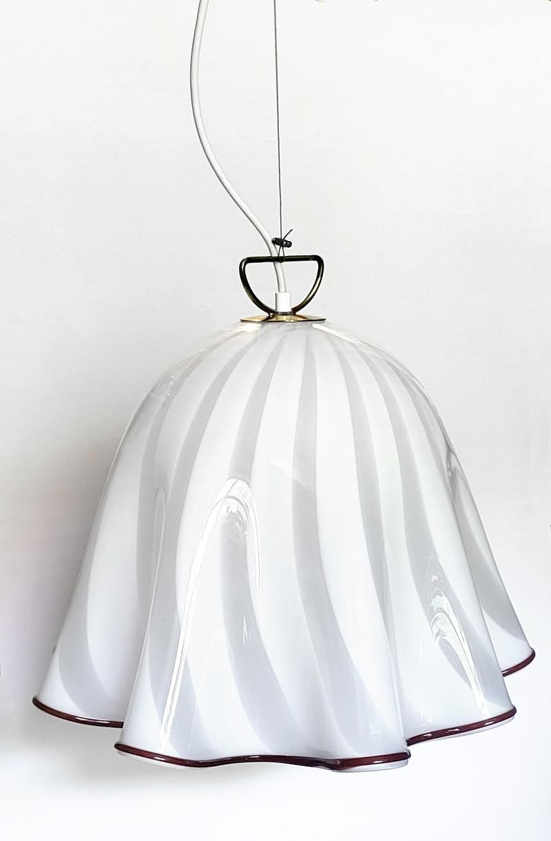 Large Vintage Murano Glass Fazzoletto Pendant Ceiling Light by Kalmar, 1960s In Good Condition For Sale In Berlin, DE