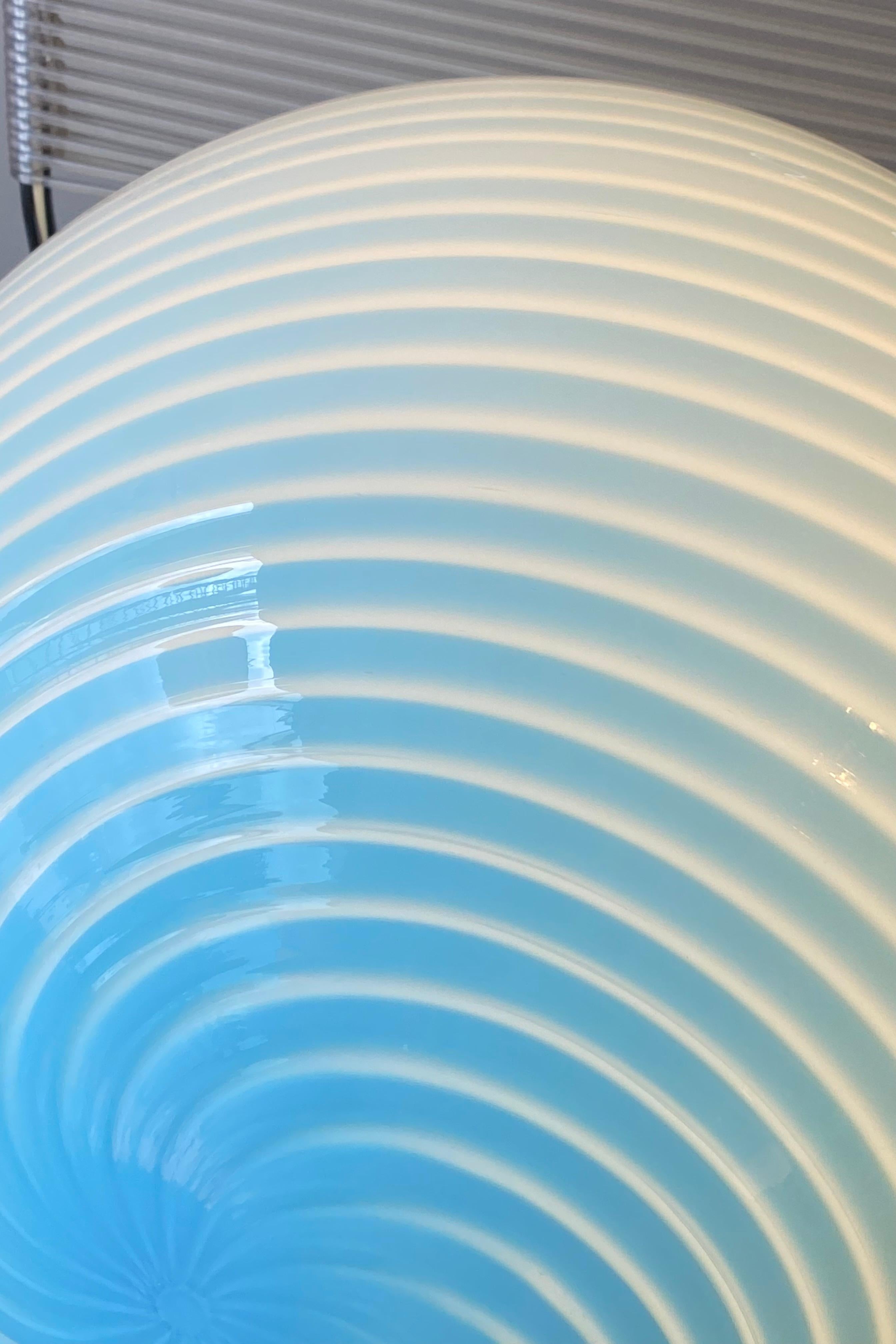 Large Vintage Murano Pedant Lamp Sphere Globe Blue Swirl Glass, 1970s Brass In Good Condition In København, DK