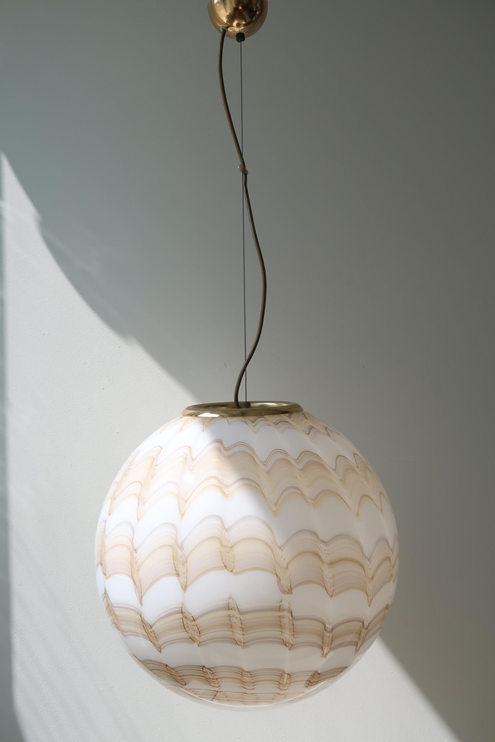 Large Vintage Murano Pendant Ceiling Lamp white creme Peacock Glass 70s, Italian 2