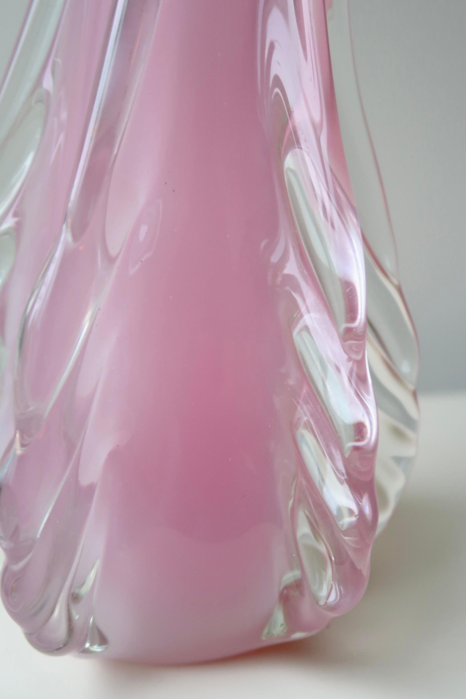 Large Vintage Murano Pink Ribbed Alabastro Opal Vase Mouth Blown Italian, 1960s In Good Condition In Copenhagen, DK