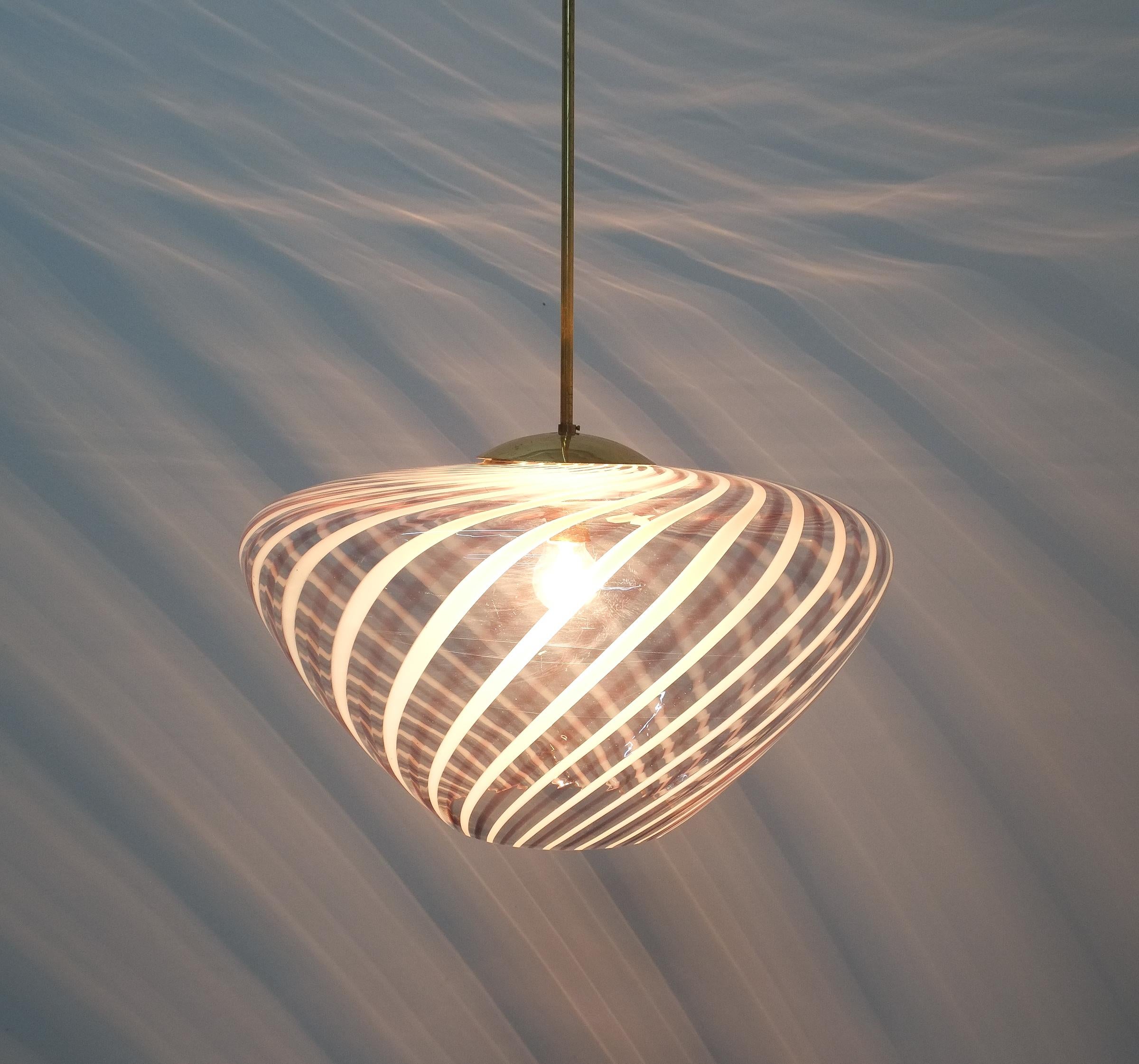 swirl glass pendant light