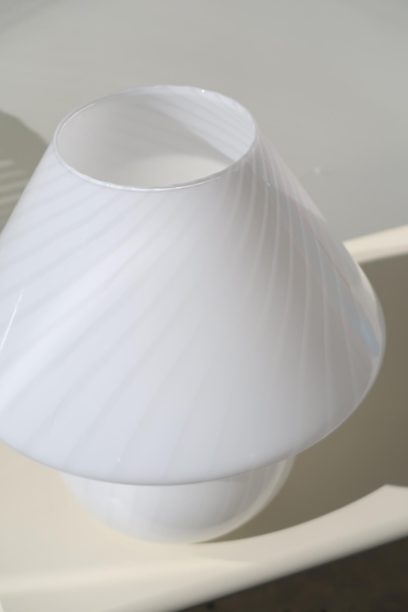 Mid-Century Modern Large Vintage Murano White Swirl Mushroom Lamp For Sale