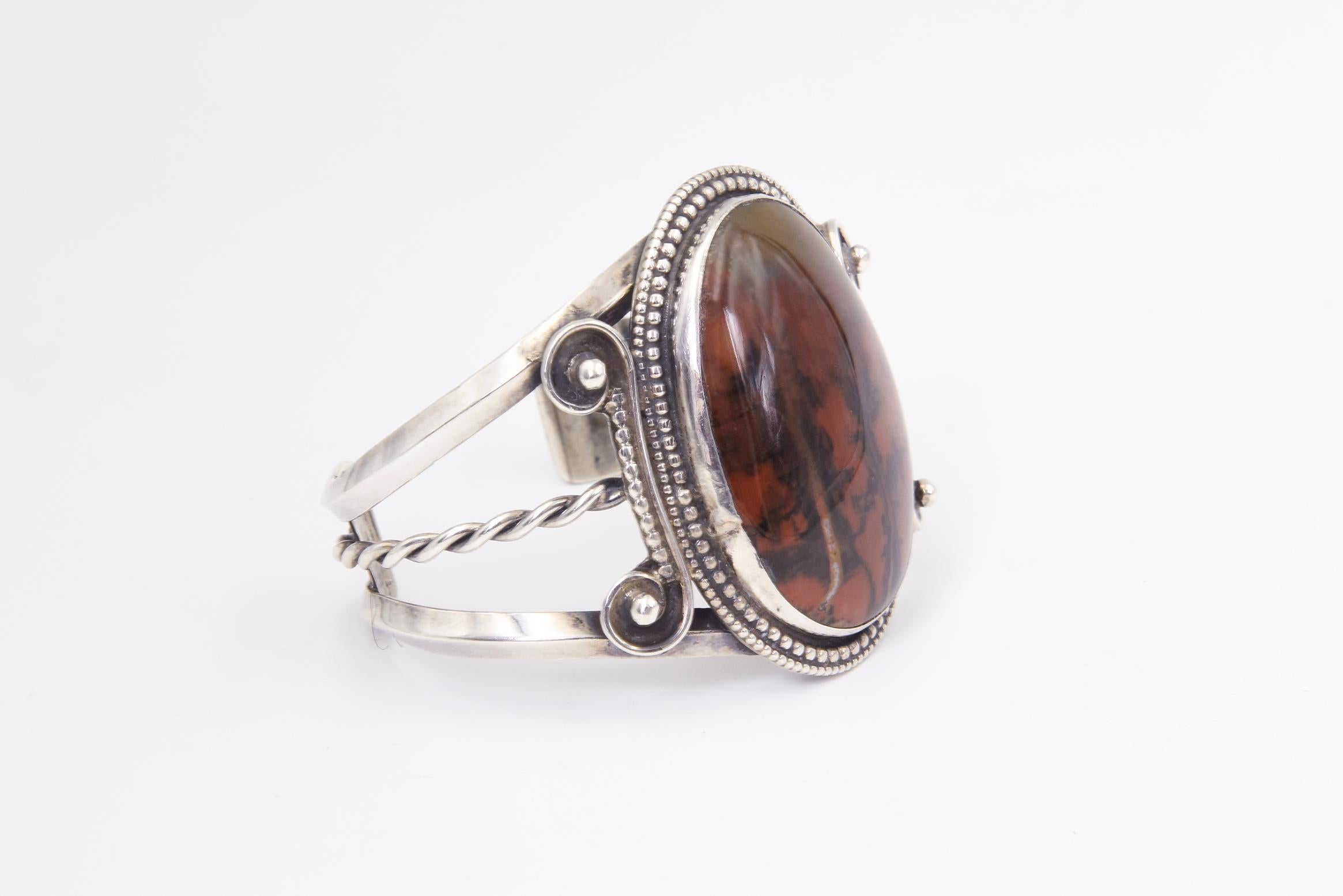 Oval Cut Large Vintage Native American Agate Sterling Silver Cuff Brac For Sale