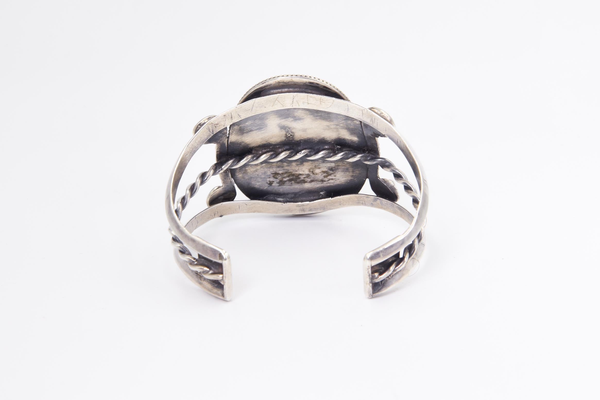 Women's or Men's Large Vintage Native American Agate Sterling Silver Cuff Brac For Sale