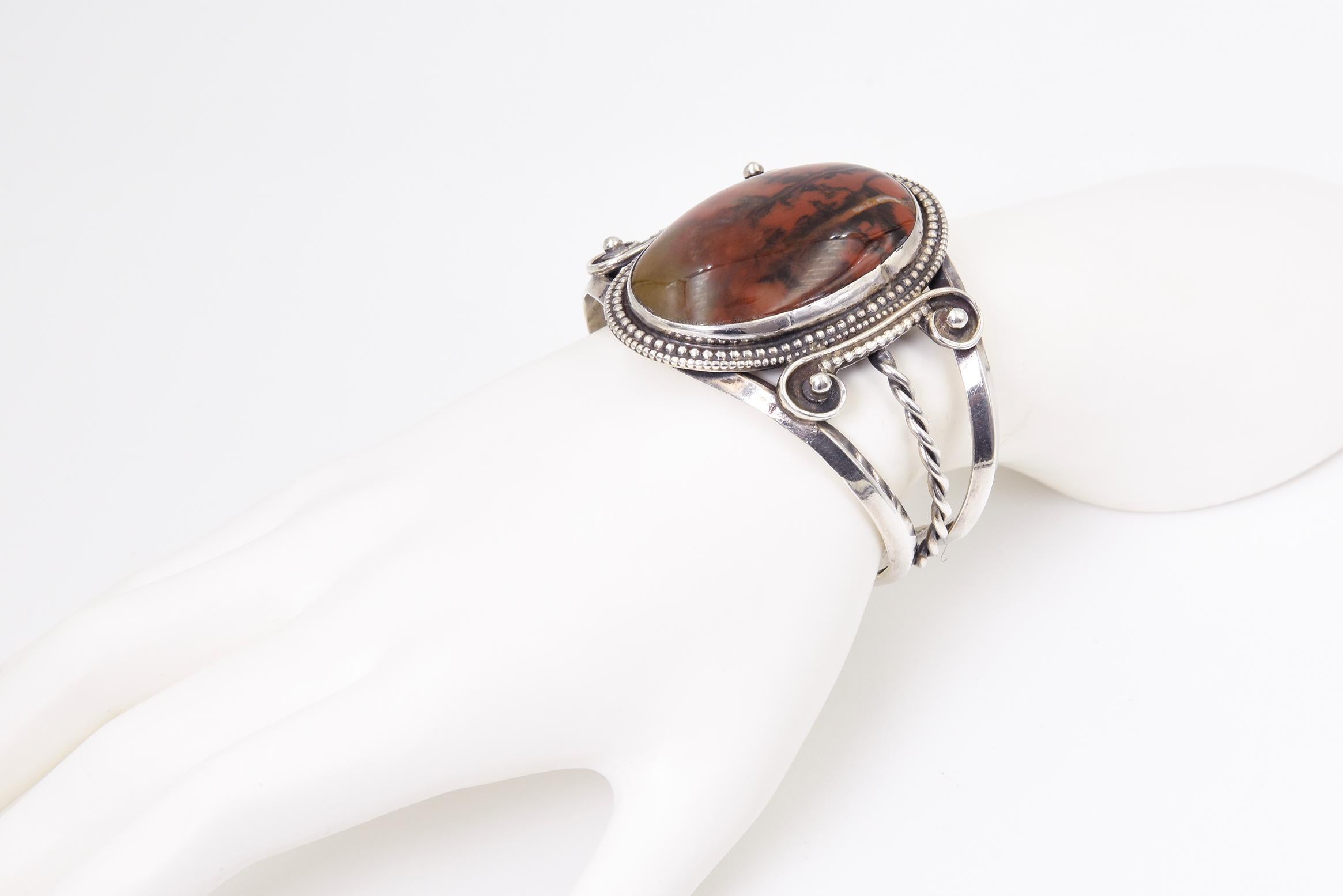 Large Vintage Native American Agate Sterling Silver Cuff Brac For Sale 3
