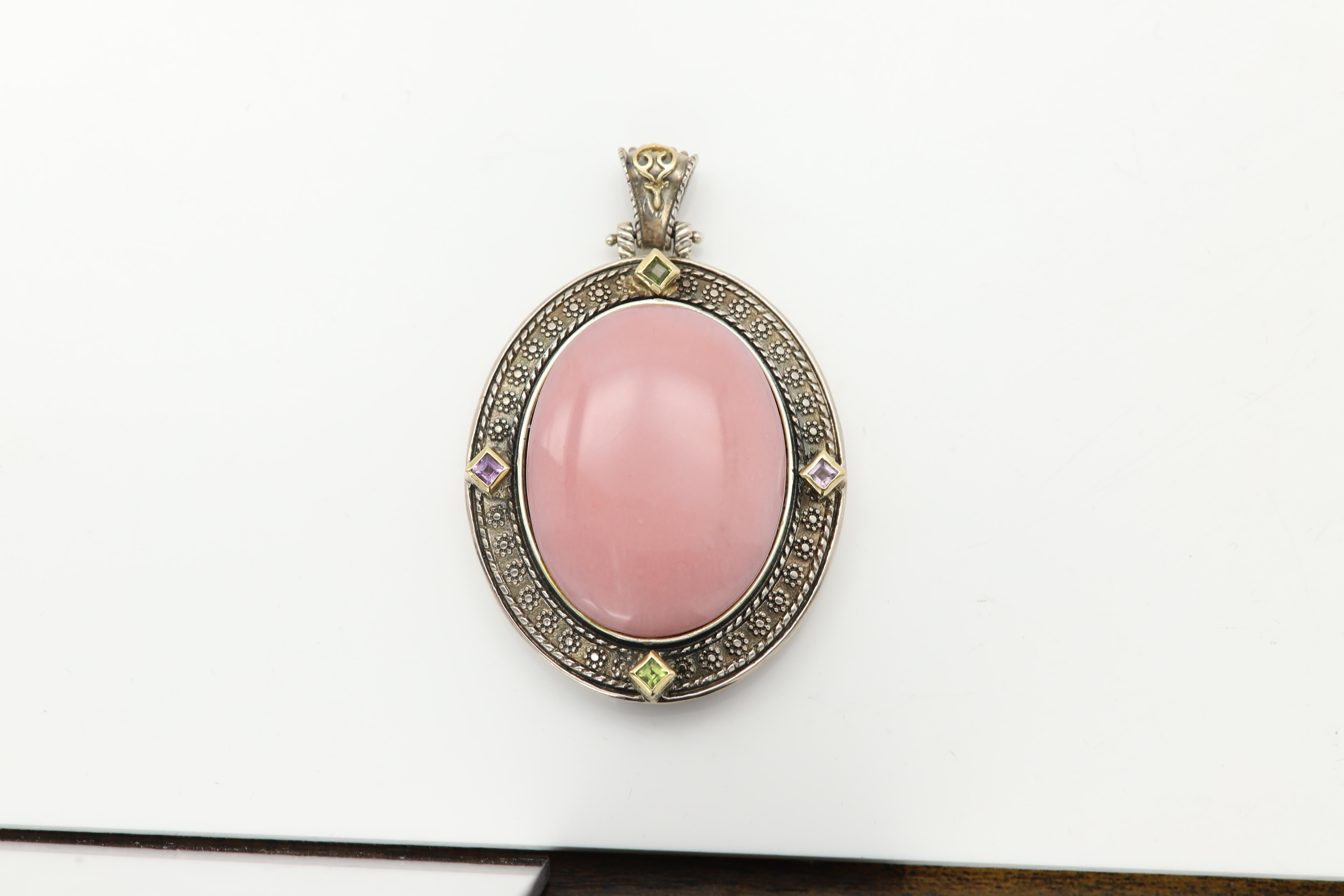 Opale rosa grande ciondolo vintage in pietra naturale Argento 925 e 18k In condizioni Nuovo in vendita a Brooklyn, NY