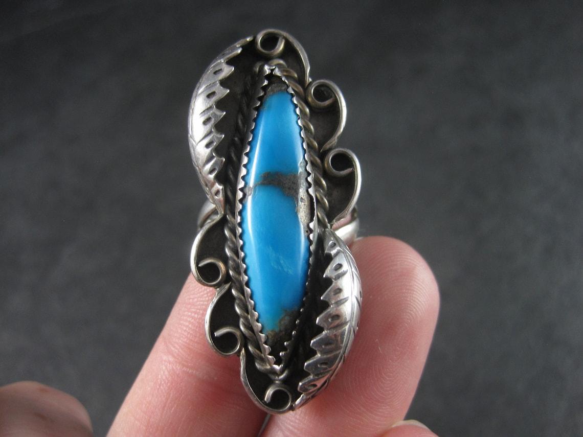 Large Vintage Navajo Turquoise Ring Size 8 For Sale 4
