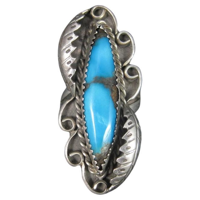 Large Vintage Navajo Turquoise Ring Size 8 For Sale