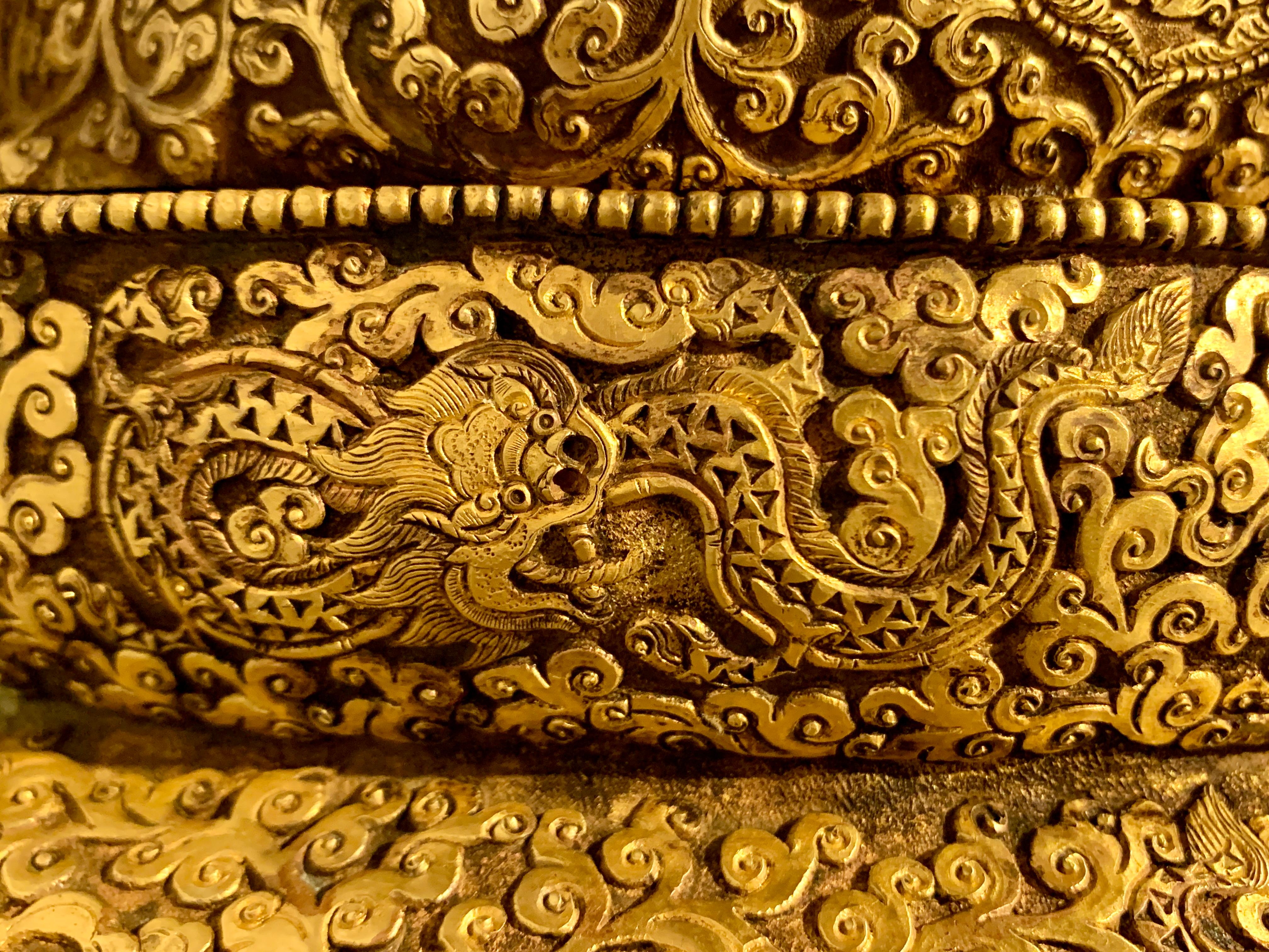 Grand Bouddha Vajrasattva népalais vintage en bronze doré, milieu du XXe siècle en vente 5