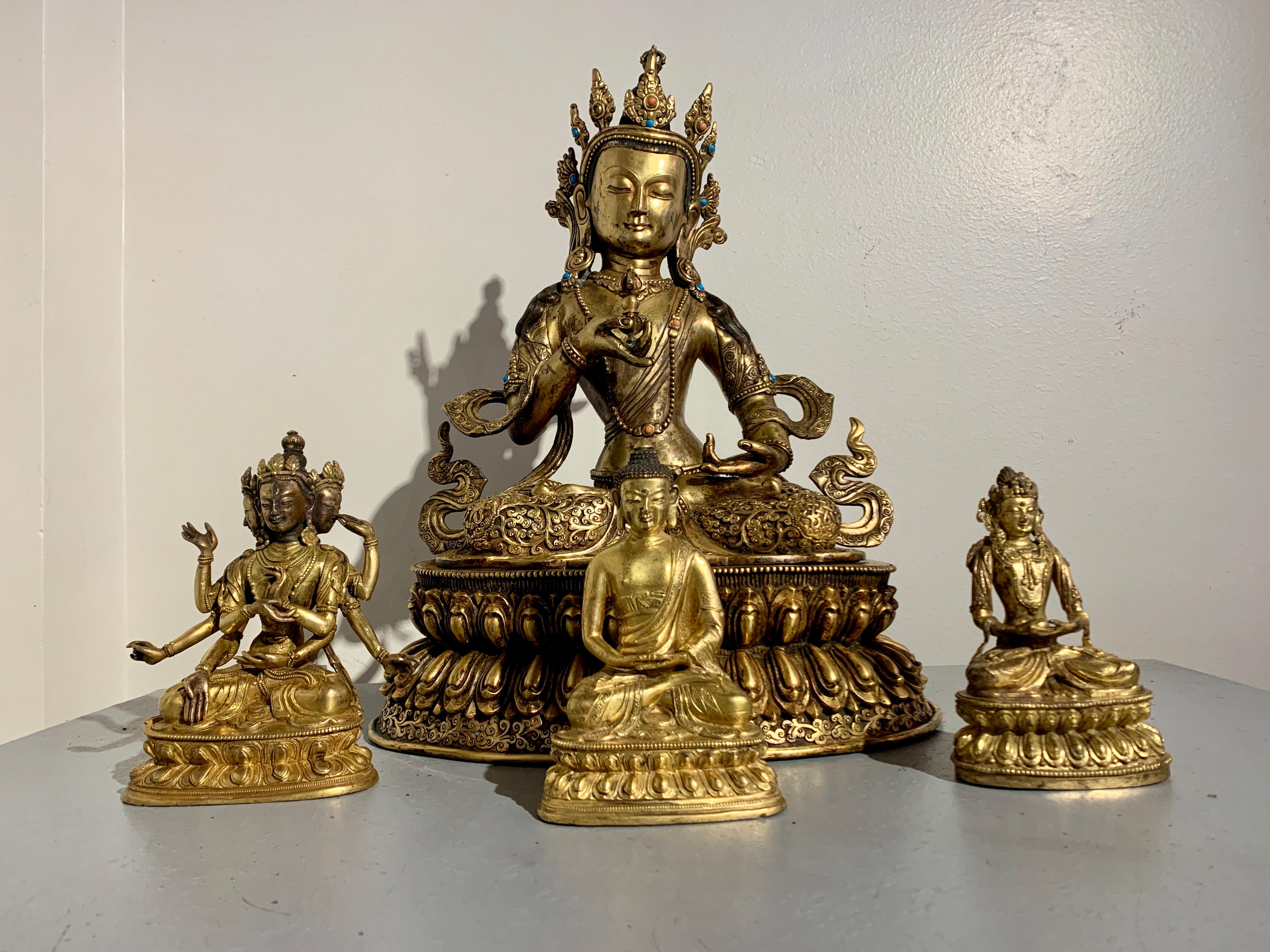 Grand Bouddha Vajrasattva népalais vintage en bronze doré, milieu du XXe siècle en vente 11