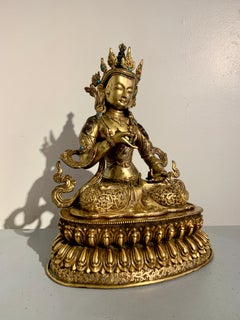 Gran buda nepalí vintage de bronce dorado Vajrasattva, mediados del siglo XX