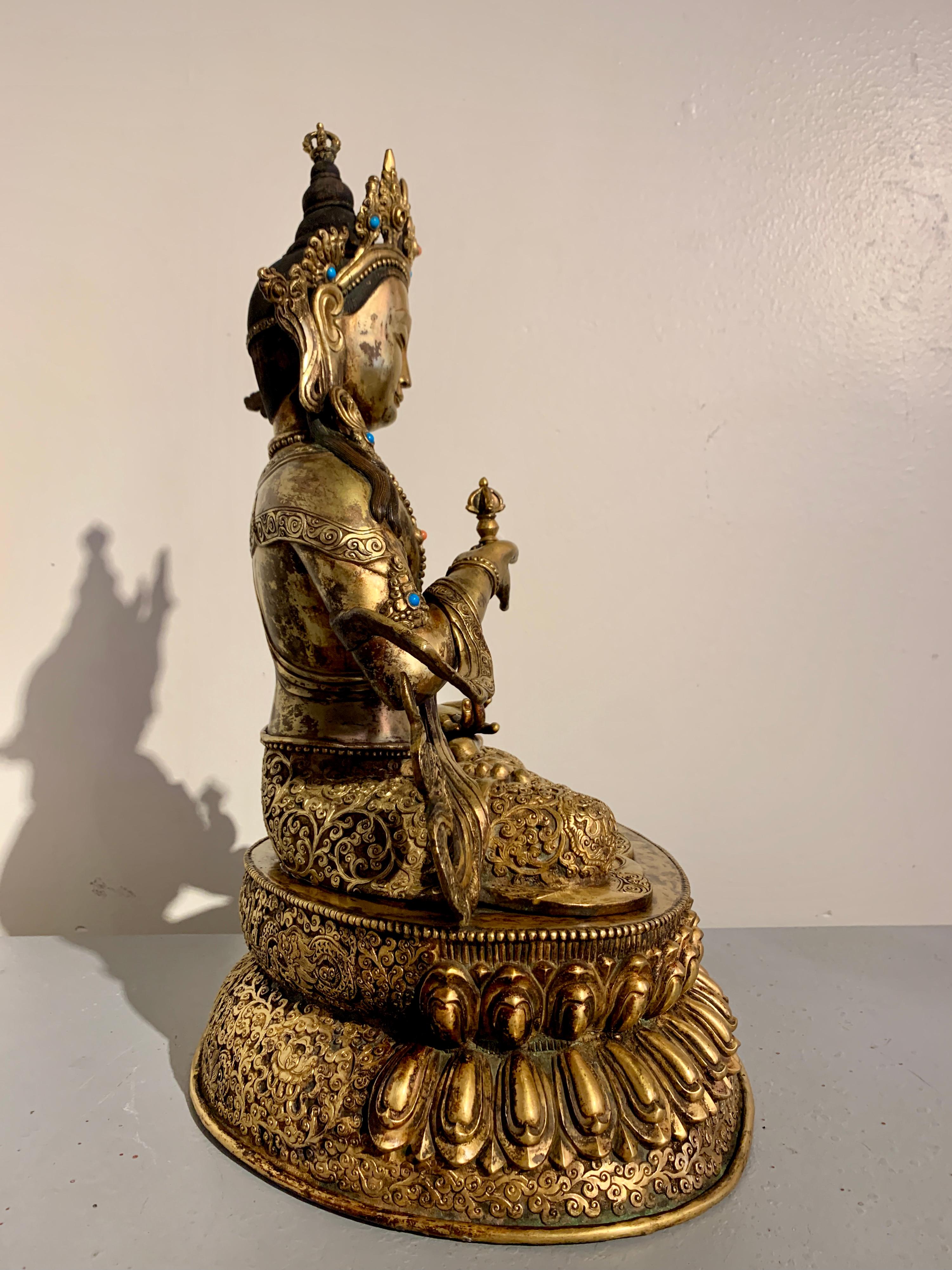 Large Vintage Nepalese Gilt Bronze Vajrasattva Buddha, Mid 20th Century In Good Condition For Sale In Austin, TX