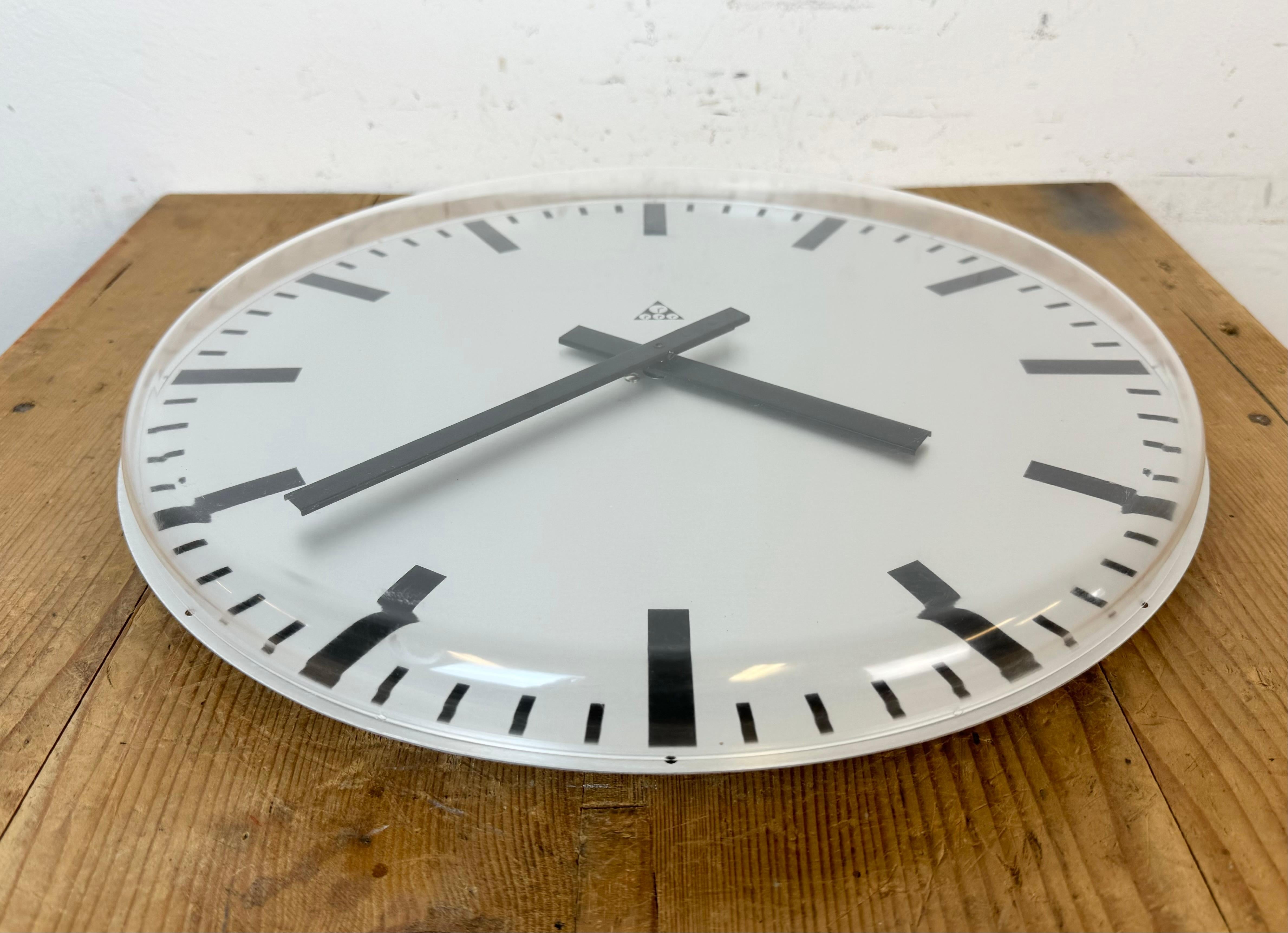 Large Vintage Office Wall Clock from Pragotron, 1980s For Sale 5