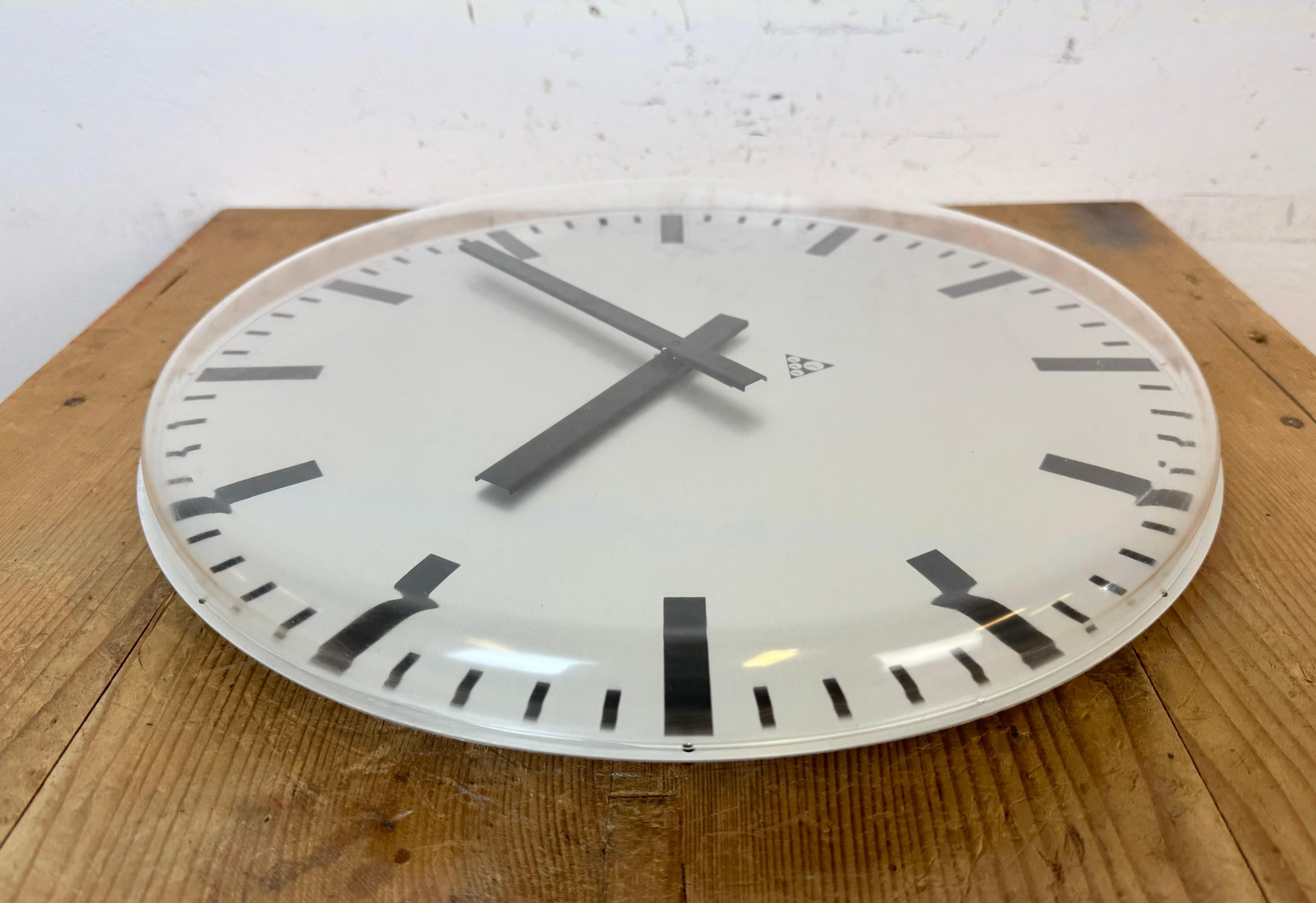 Large Vintage Office Wall Clock from Pragotron, 1980s For Sale 6