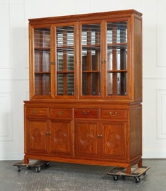LARGE VINTAGE ORIENTAL CHINESE CARVED SOLID HARDWOOD BOOKCASE DISPLAY CABiNET