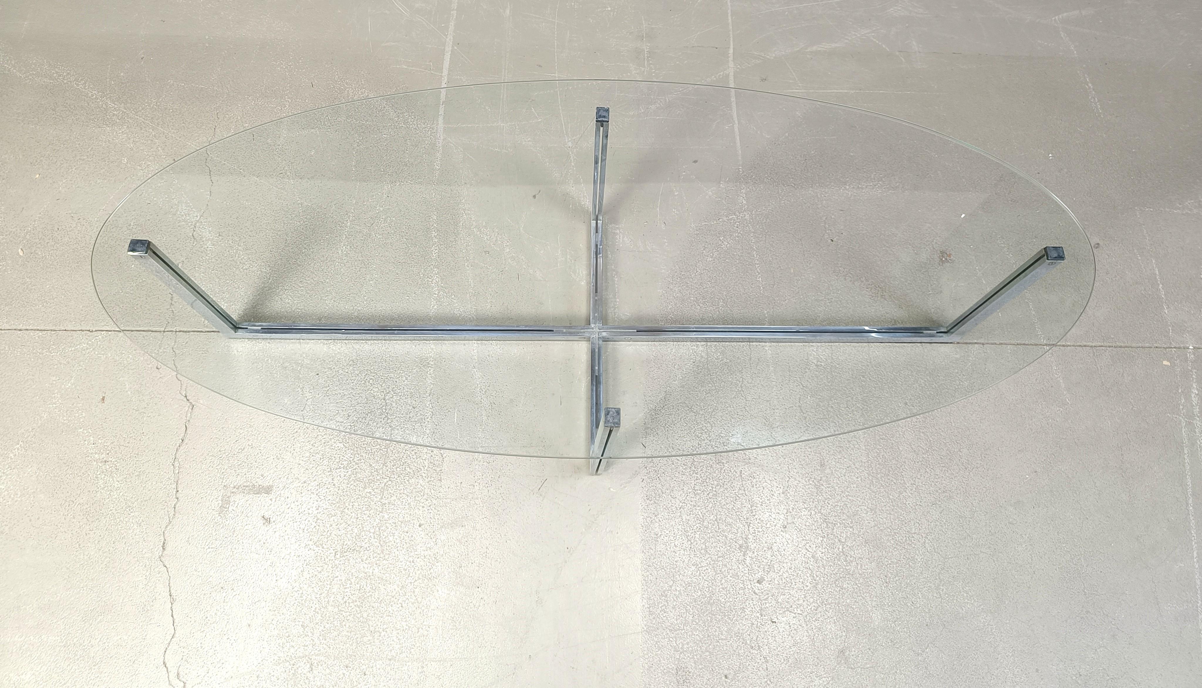 Ère spatiale Grande table basse ovale vintage en verre et chrome, années 1970 en vente