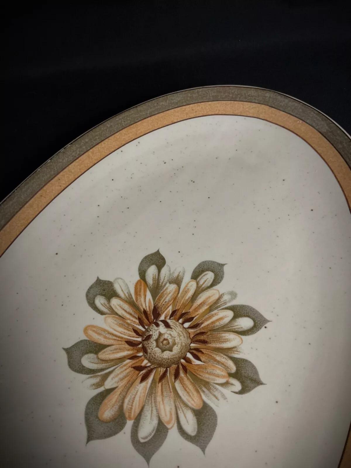 20ième siècle Grand plat de service ovale en grès - CNP Vallée Pottery, 38 cm - 2Y399 en vente