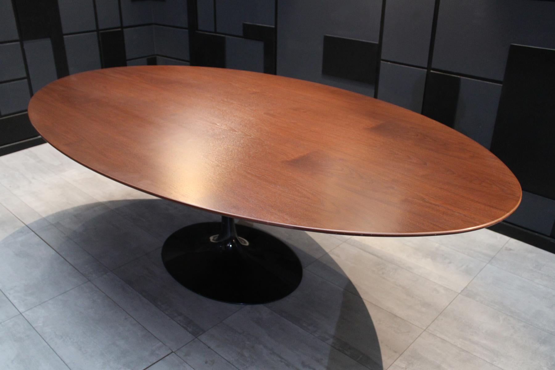 large tulip table